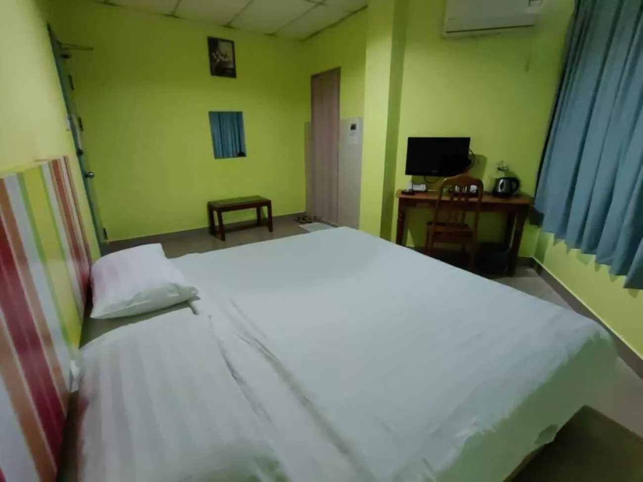 King Room in Century Hotel Inanam