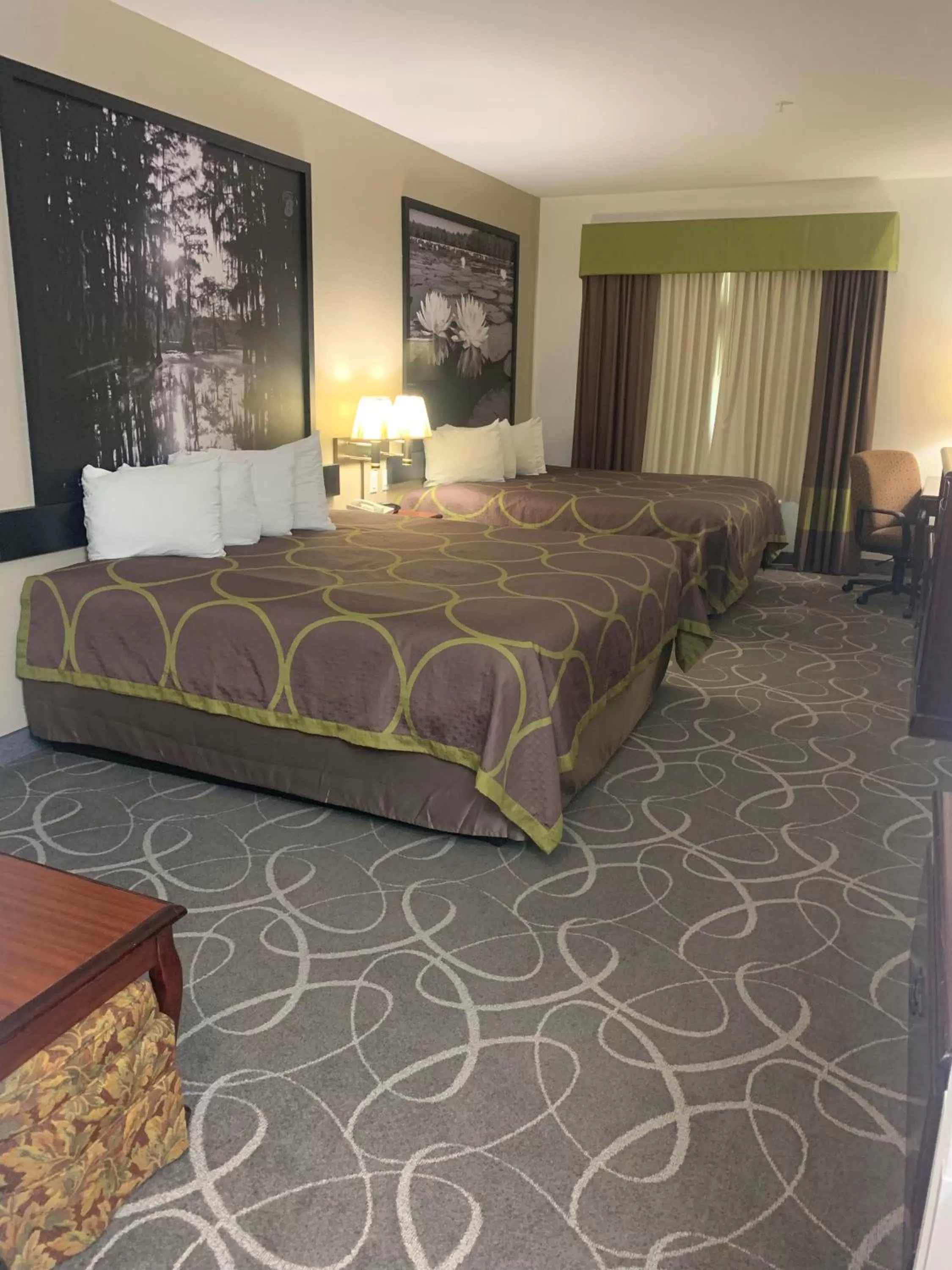 Queen Room with Two Queen Beds - Smoking in Super 8 by Wyndham Hillsboro TX
