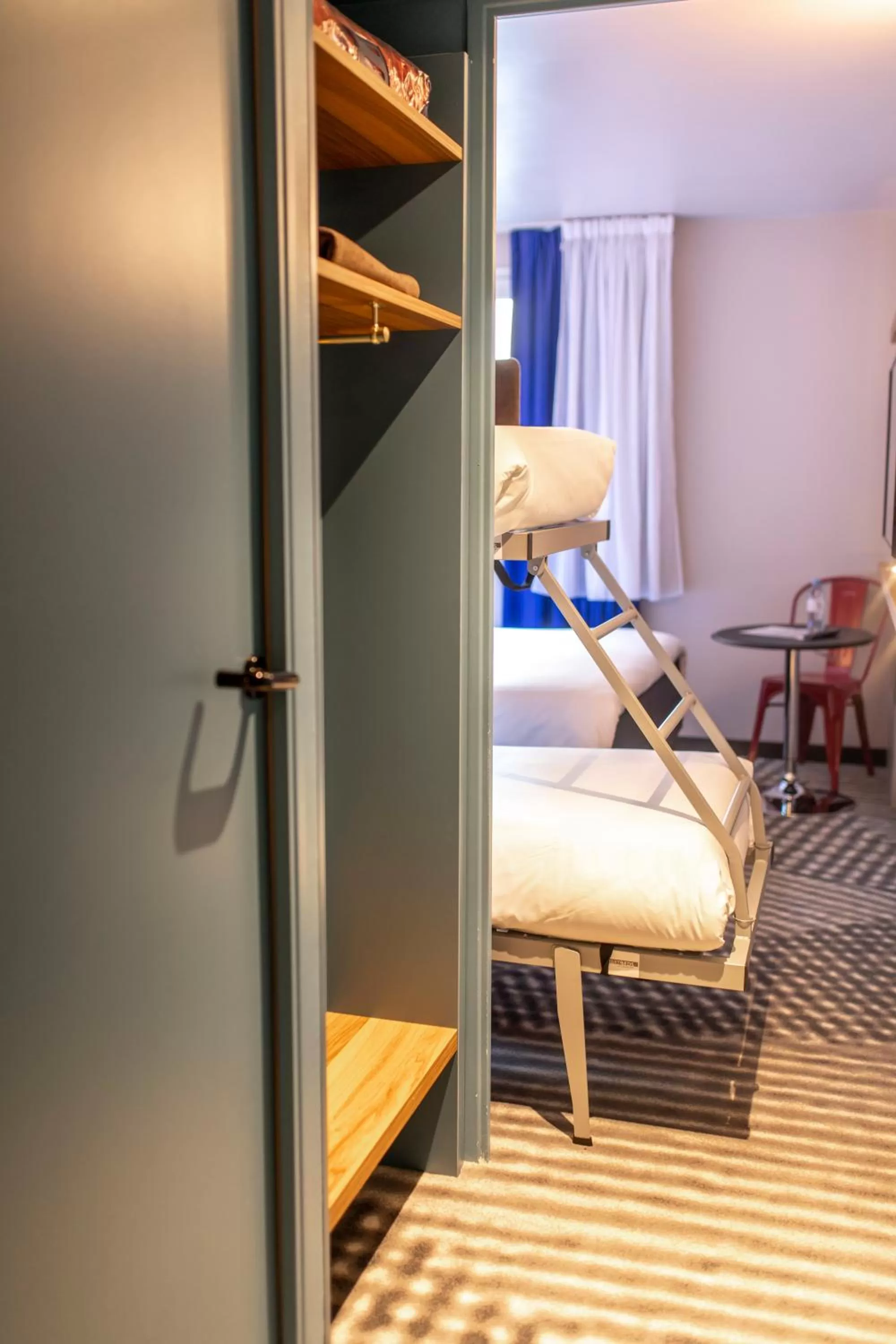 Standard Room with Double Bed and Twin Beds in Ibis Styles St Etienne - Gare Chateaucreux