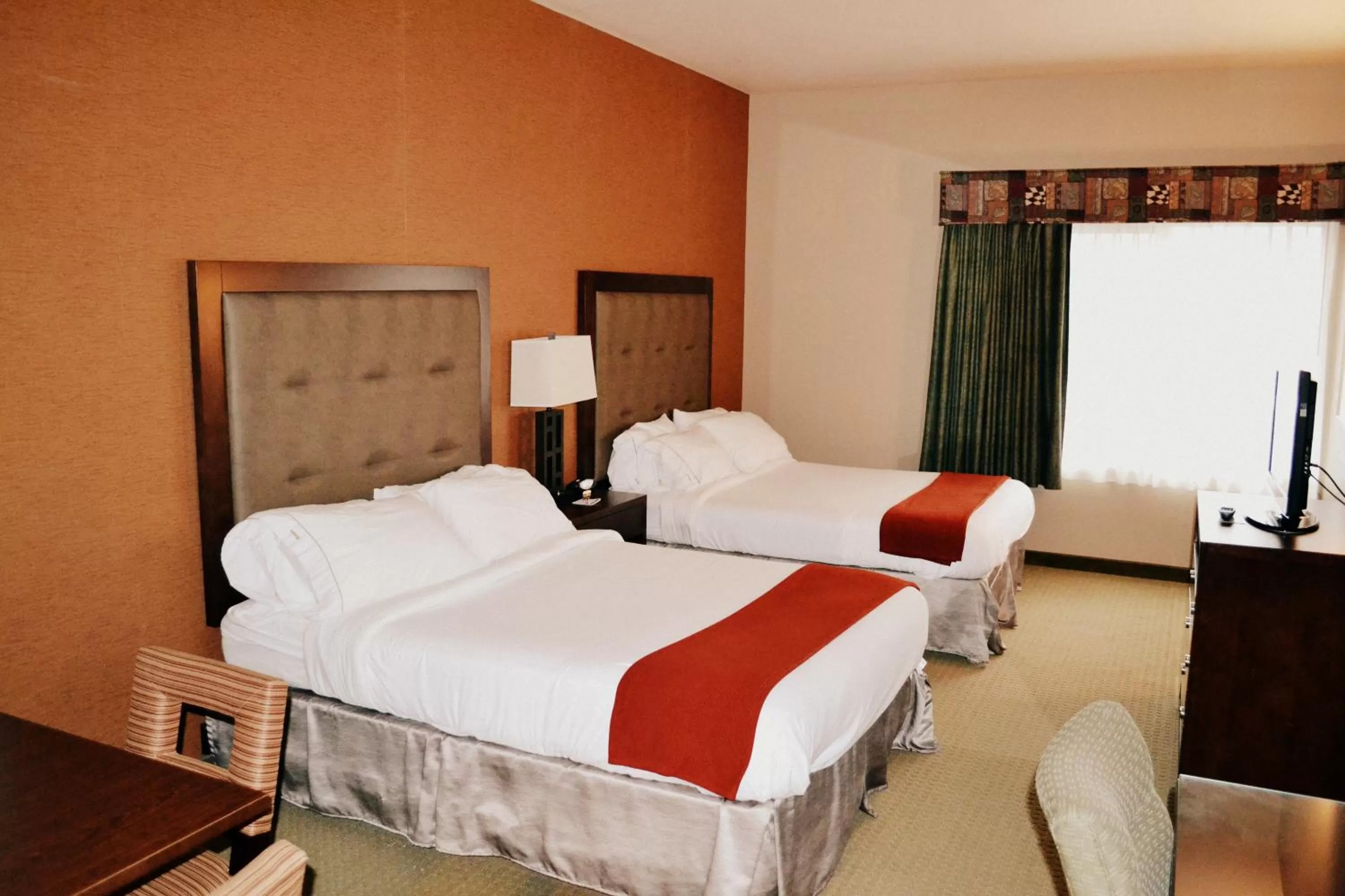 Standard Queen Room with Two Queen Beds in Holiday Inn Express & Suites Bozeman West by IHG