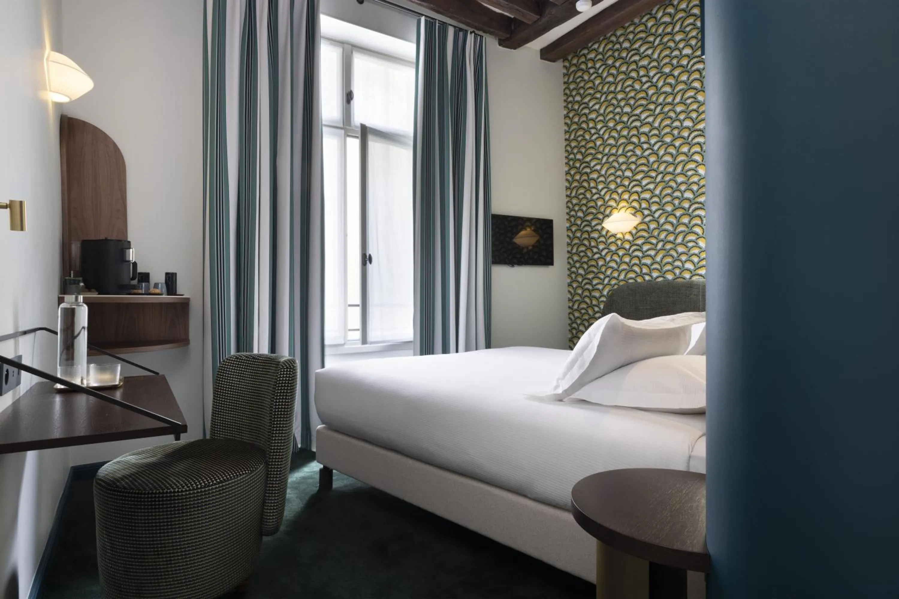 Deluxe Double or Twin Room in Hotel L de Lutece - Notre-Dame