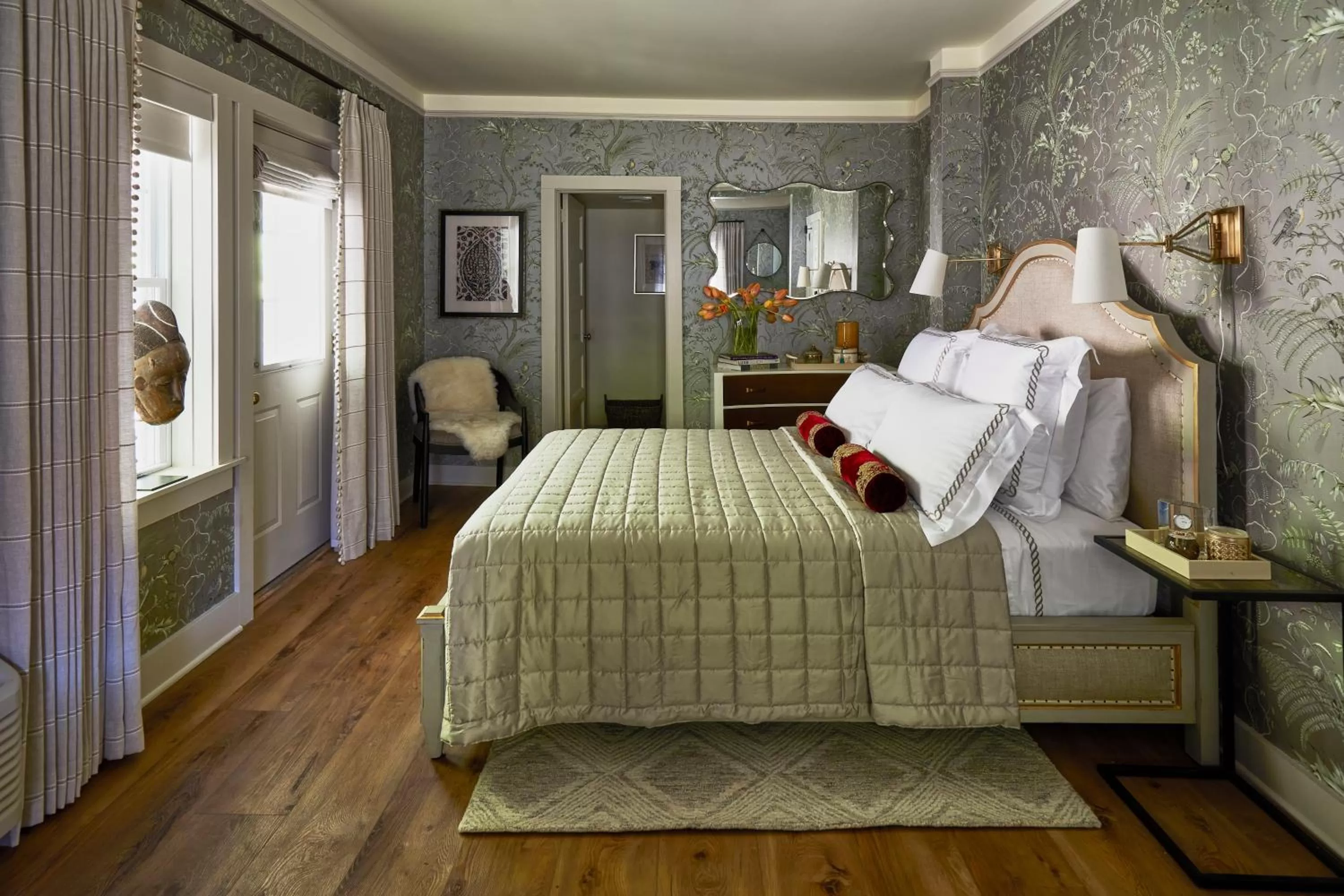 Standard Queen Room in The Cornell Inn, Lenox & The Berkshires