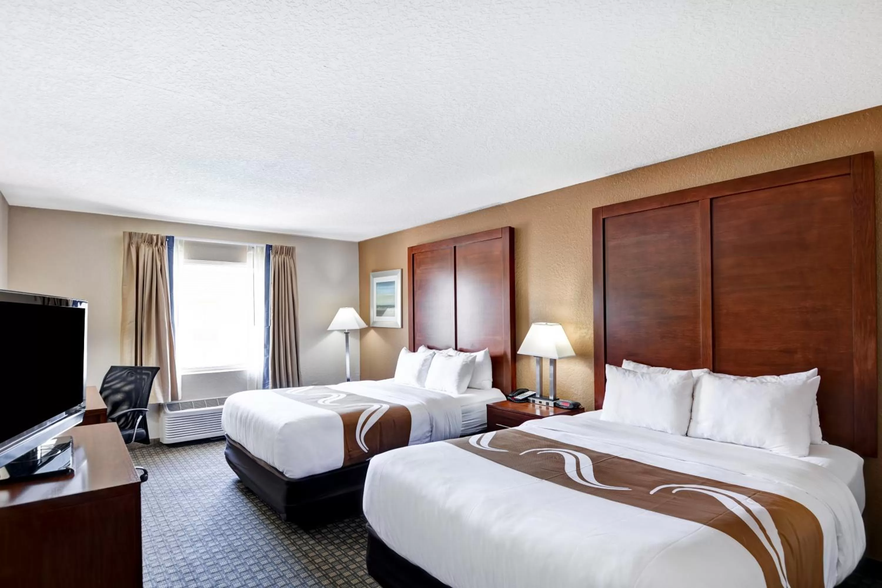 Queen Room with Two Queen Beds - Non-Smoking in Quality Inn & Suites Heritage Park