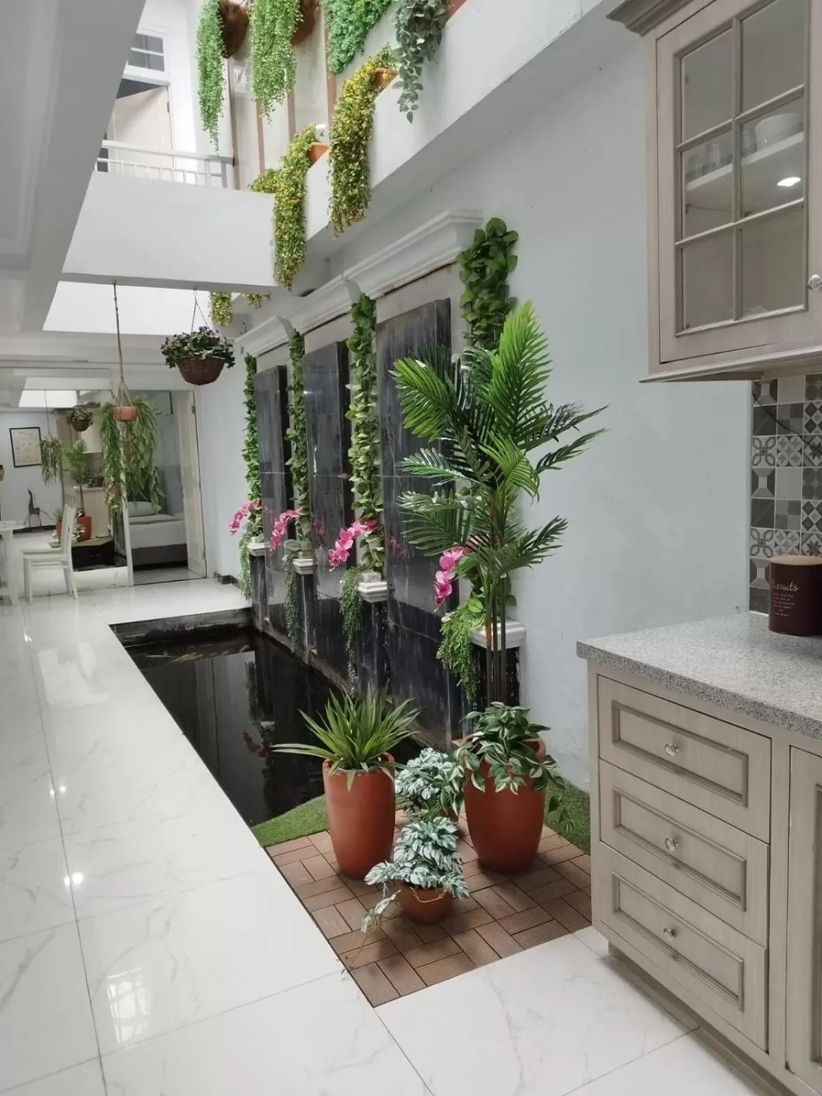 Nest Residence