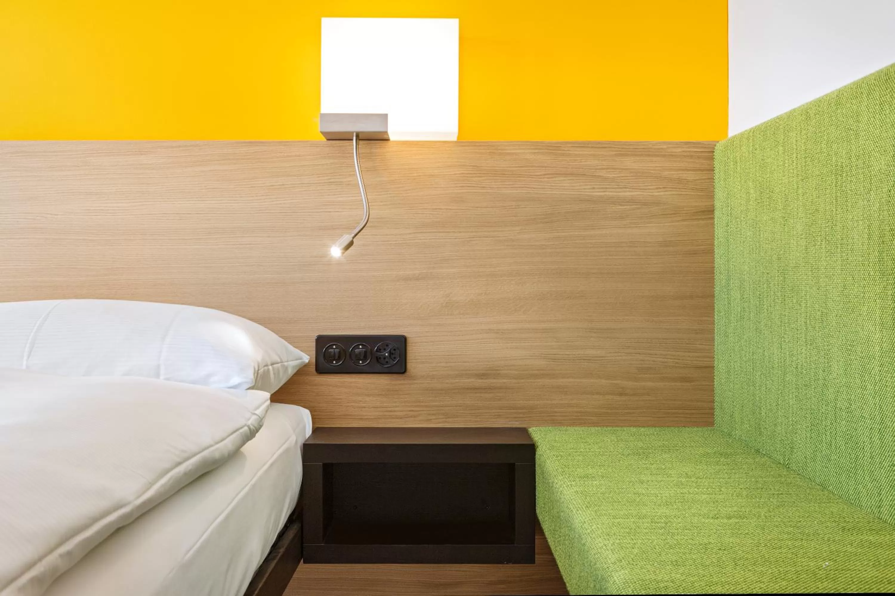 Business Double Room in Züri by Fassbind