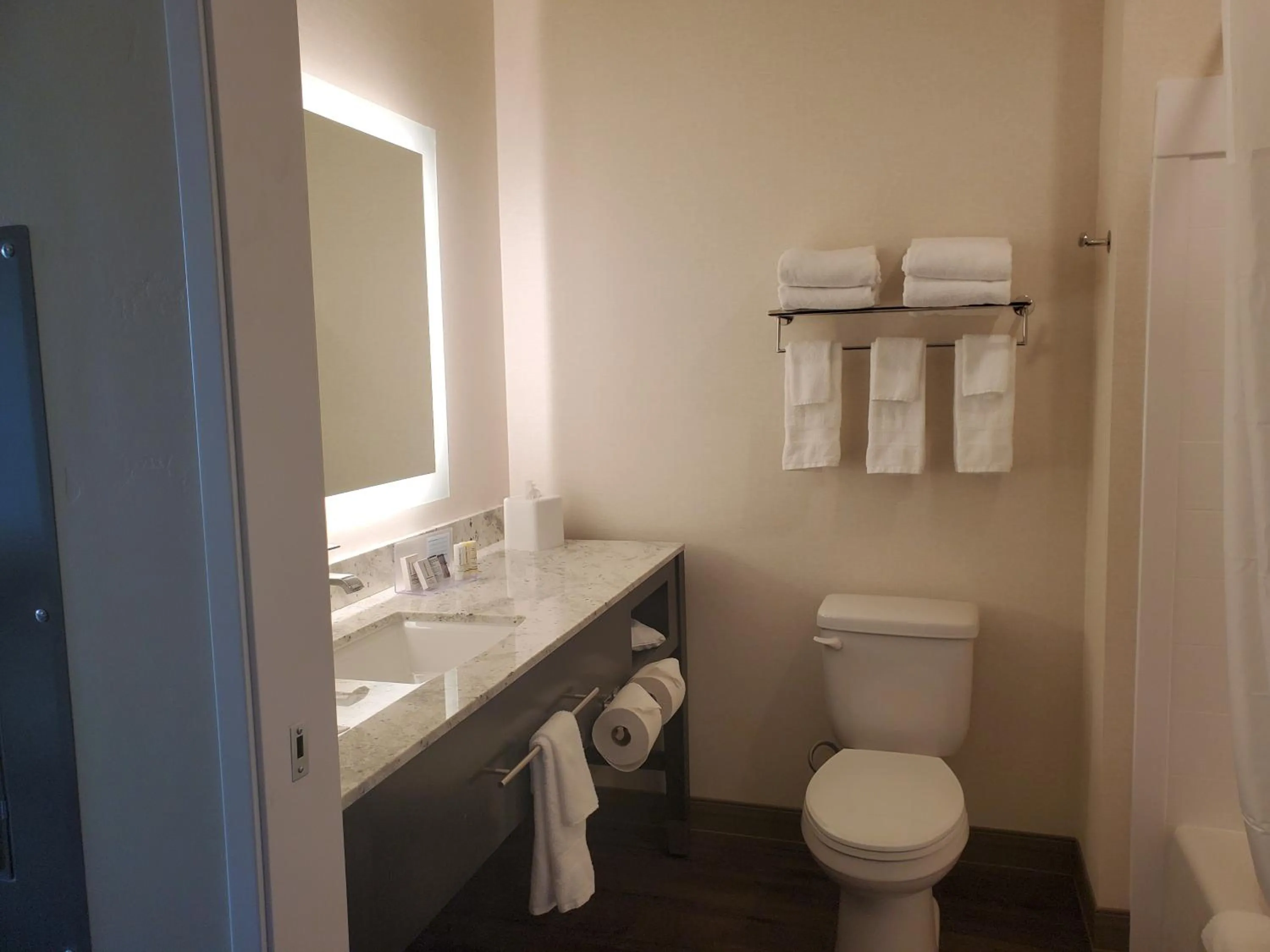 Double Queen in Simple Suites Boise Airport