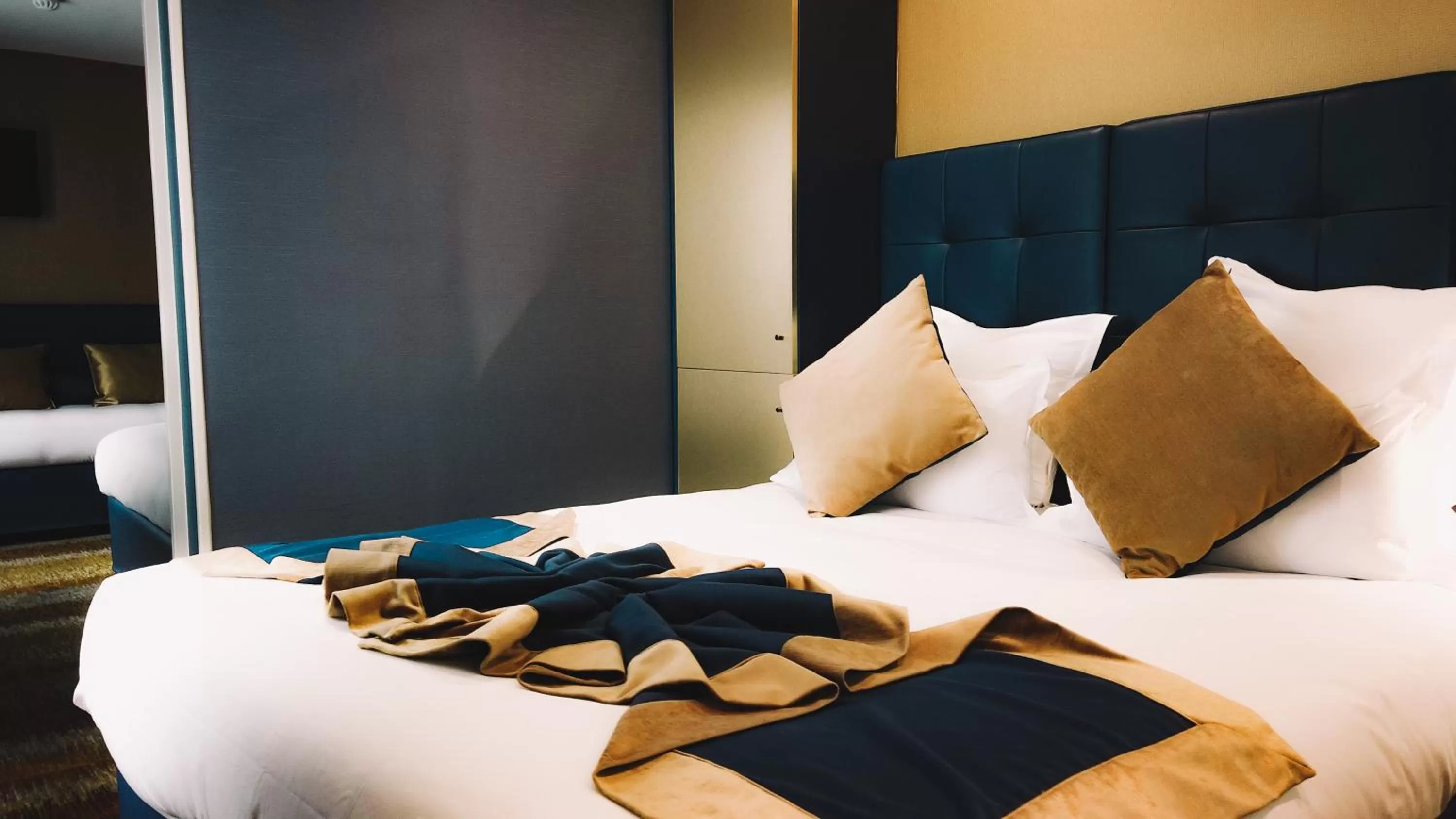 Deluxe Quadruple Room in Trianon Gare de Lyon