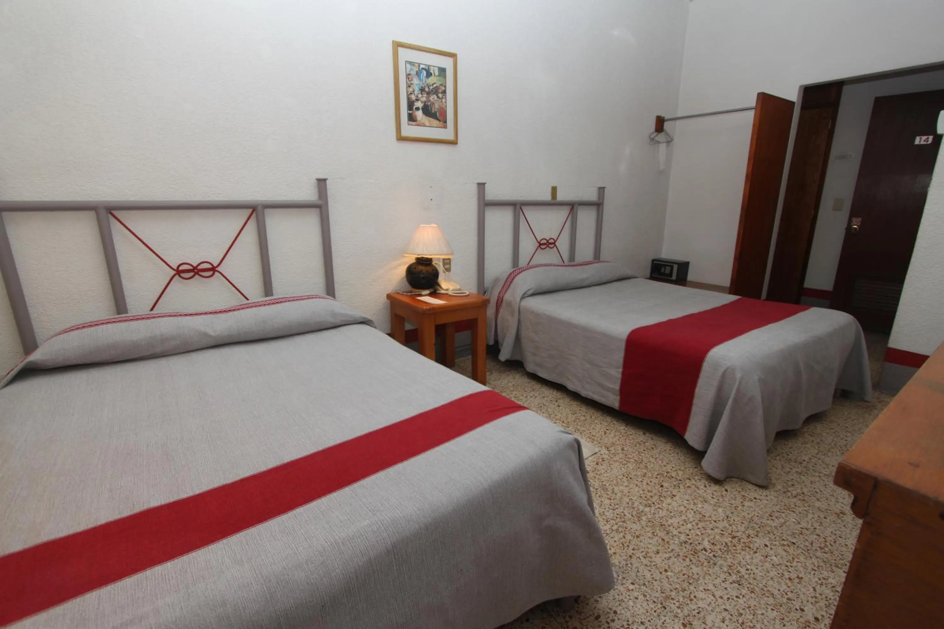 Triple Room in Hotel Posada el Cid