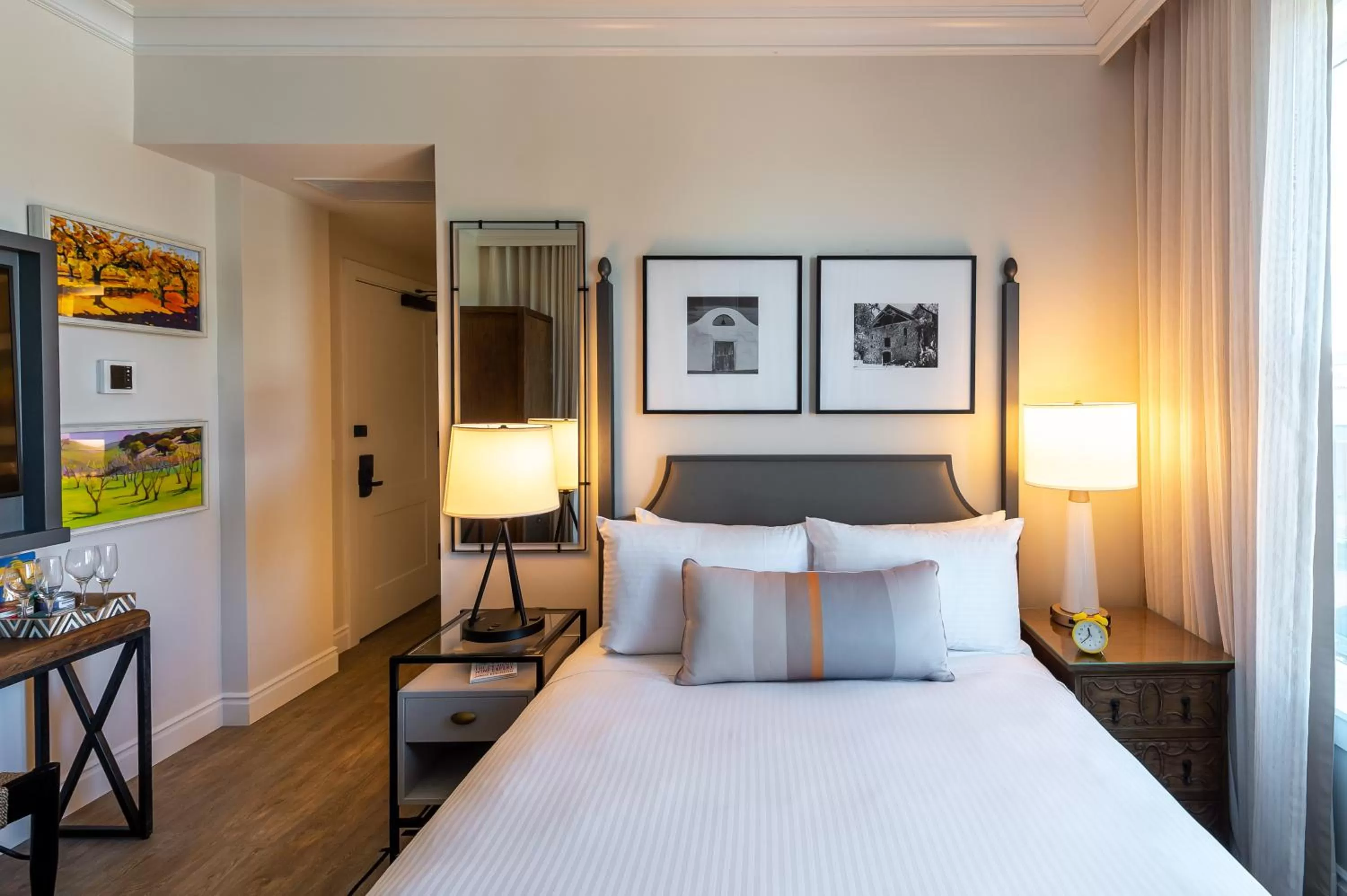 Deluxe Queen Room in Hotel E