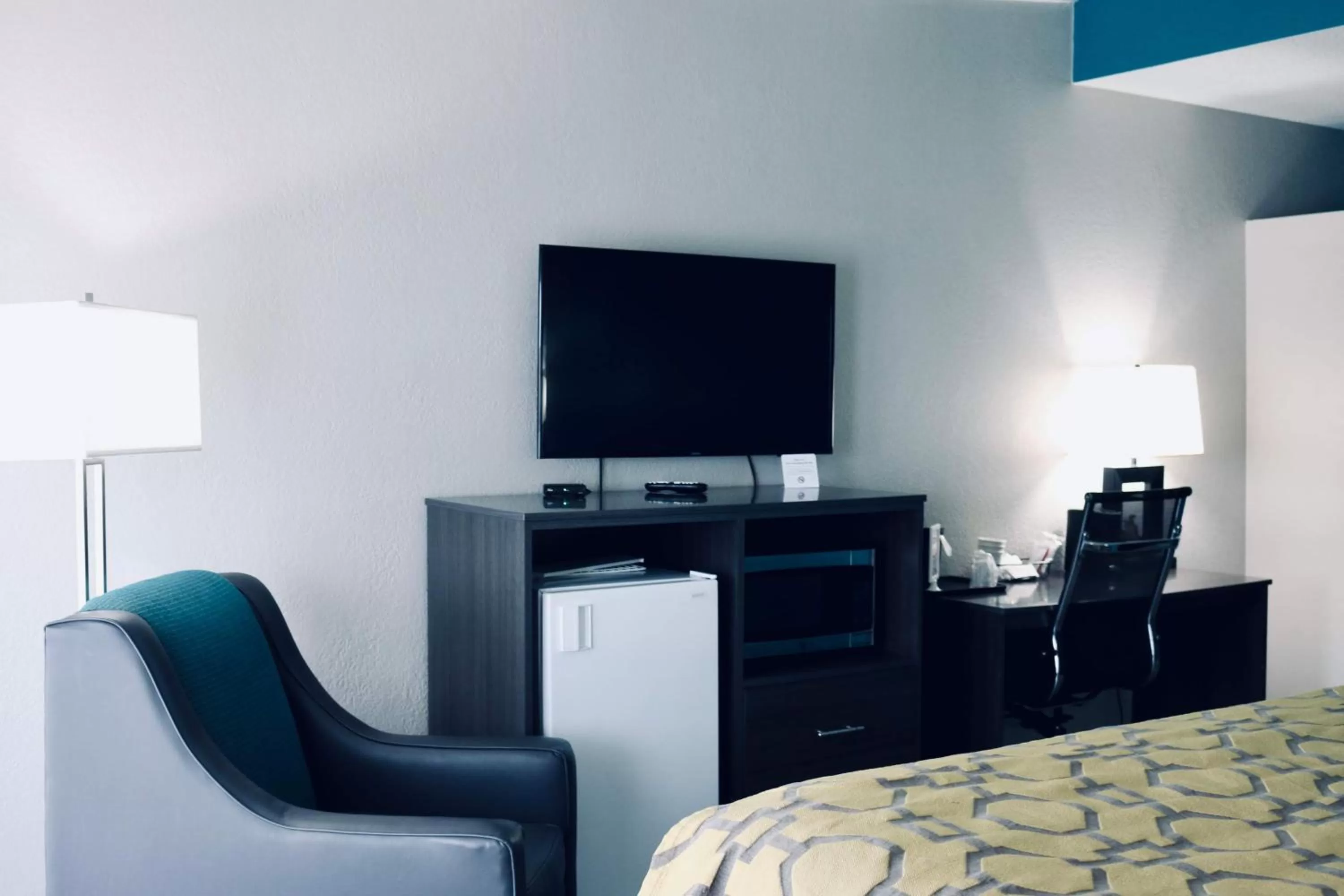 King Room - Non-Smoking in Baymont by Wyndham Cookeville