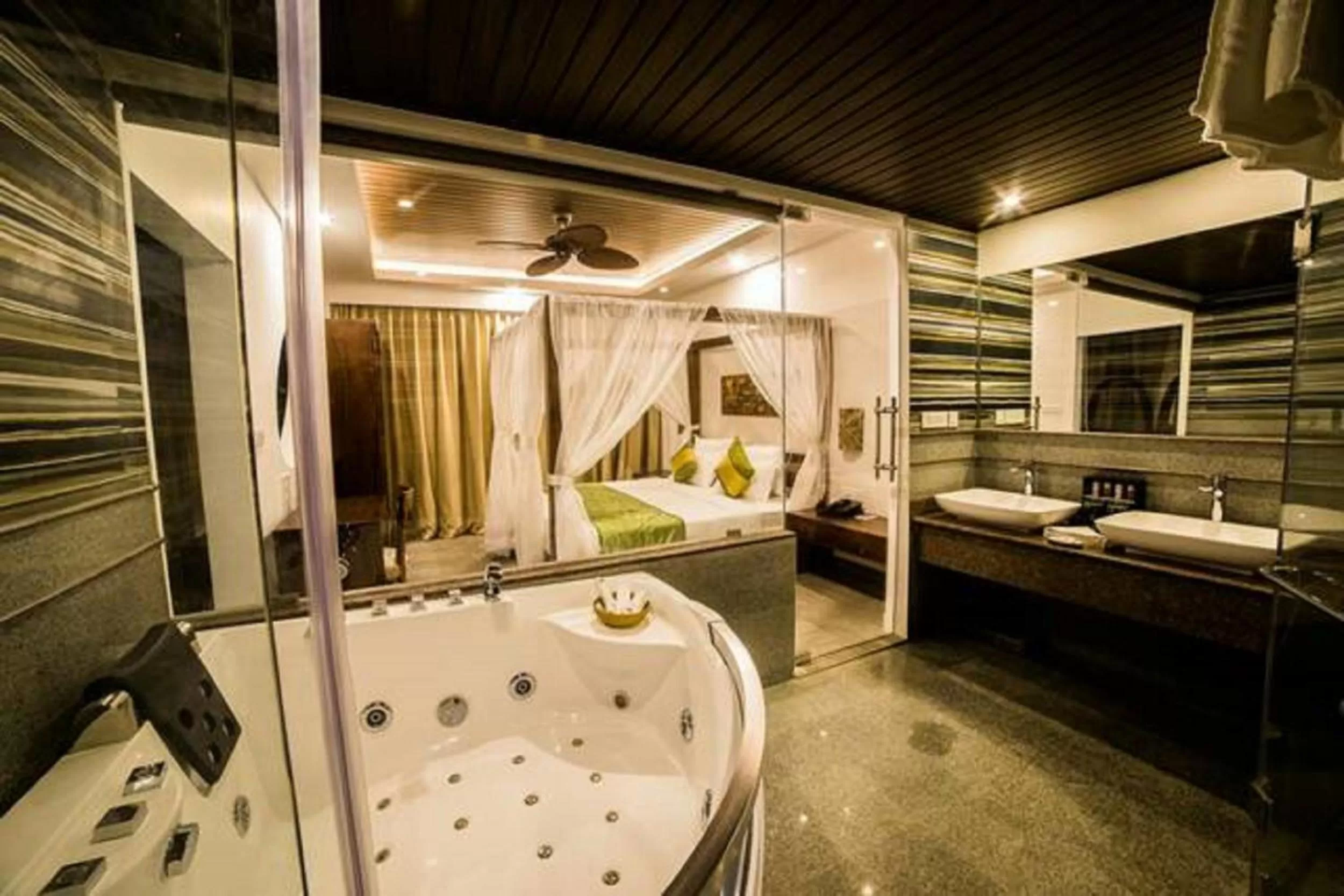 Presidential Suite in Elixir Hills Suites Resort and Spa