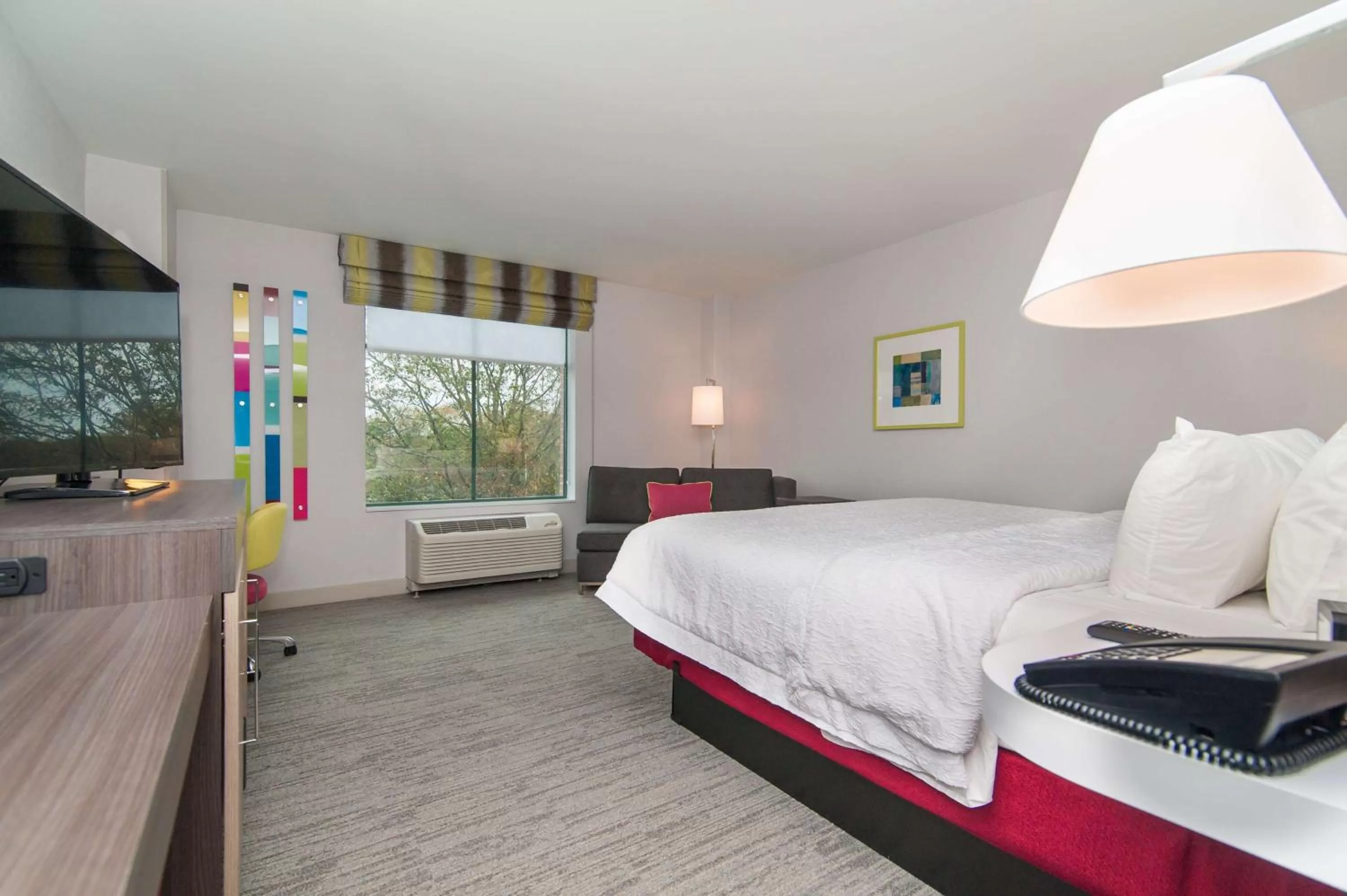 King Room - Non-Smoking in Hampton Inn Norwich