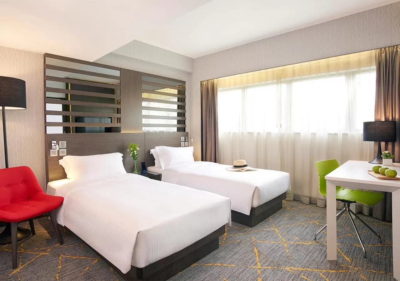 Premier Twin Room in The Cityview - Chinese YMCA of Hong Kong
