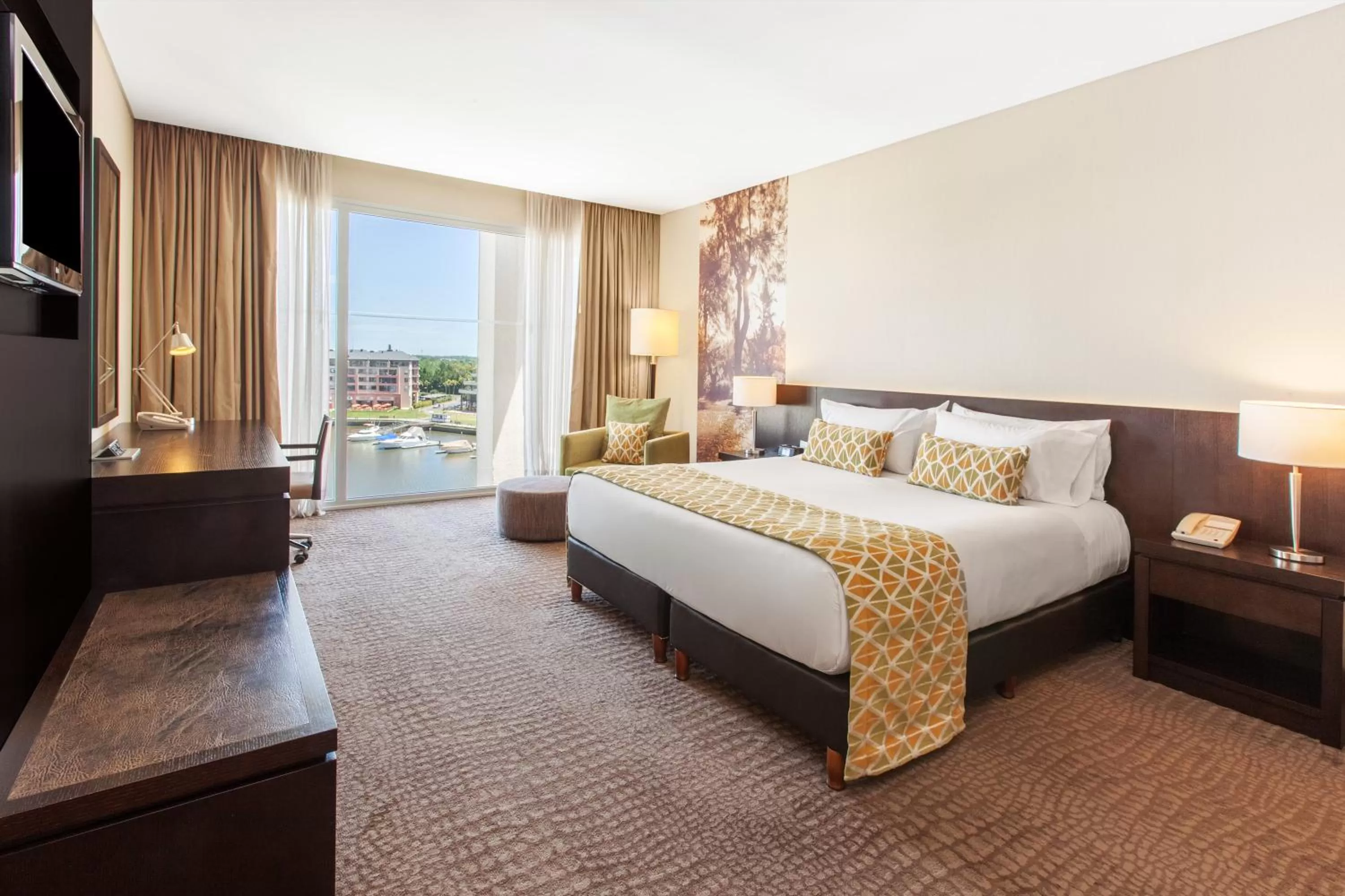 Deluxe Double or Twin Room with River View in Wyndham Nordelta Tigre - Buenos Aires