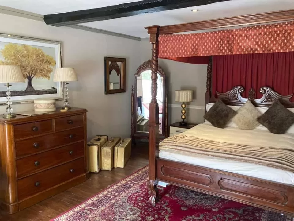 Executive Double Room in The George Hotel