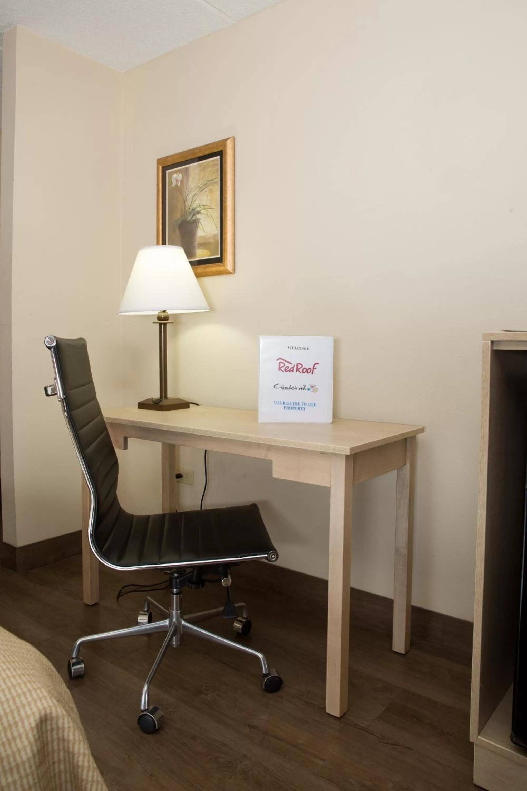 Deluxe Queen Room with Three Queen Beds First Floor - Non-Smoking ( 1 pet allowed) in Red Roof Inn & Suites Pigeon Forge Parkway