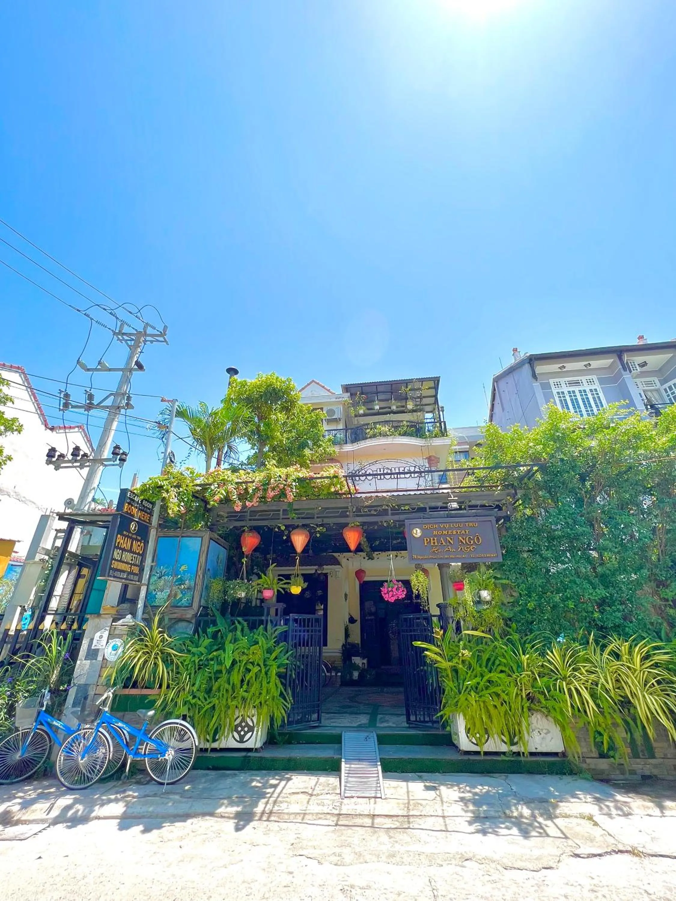 Double Room with Pool View in Hoi An Ngo Homestay