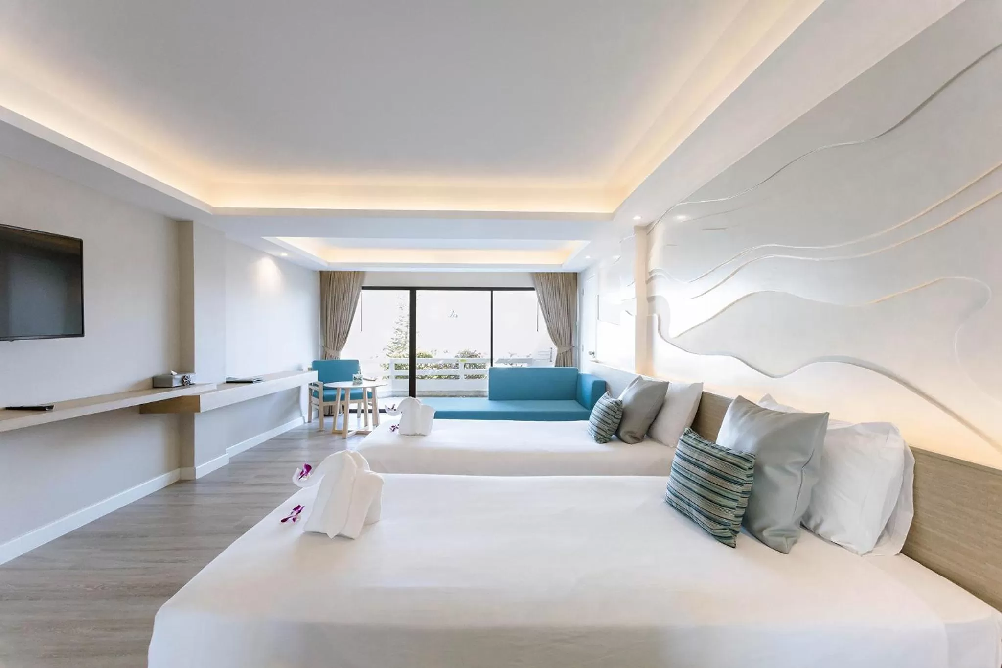 Deluxe Twin Room in Methavalai Hotel