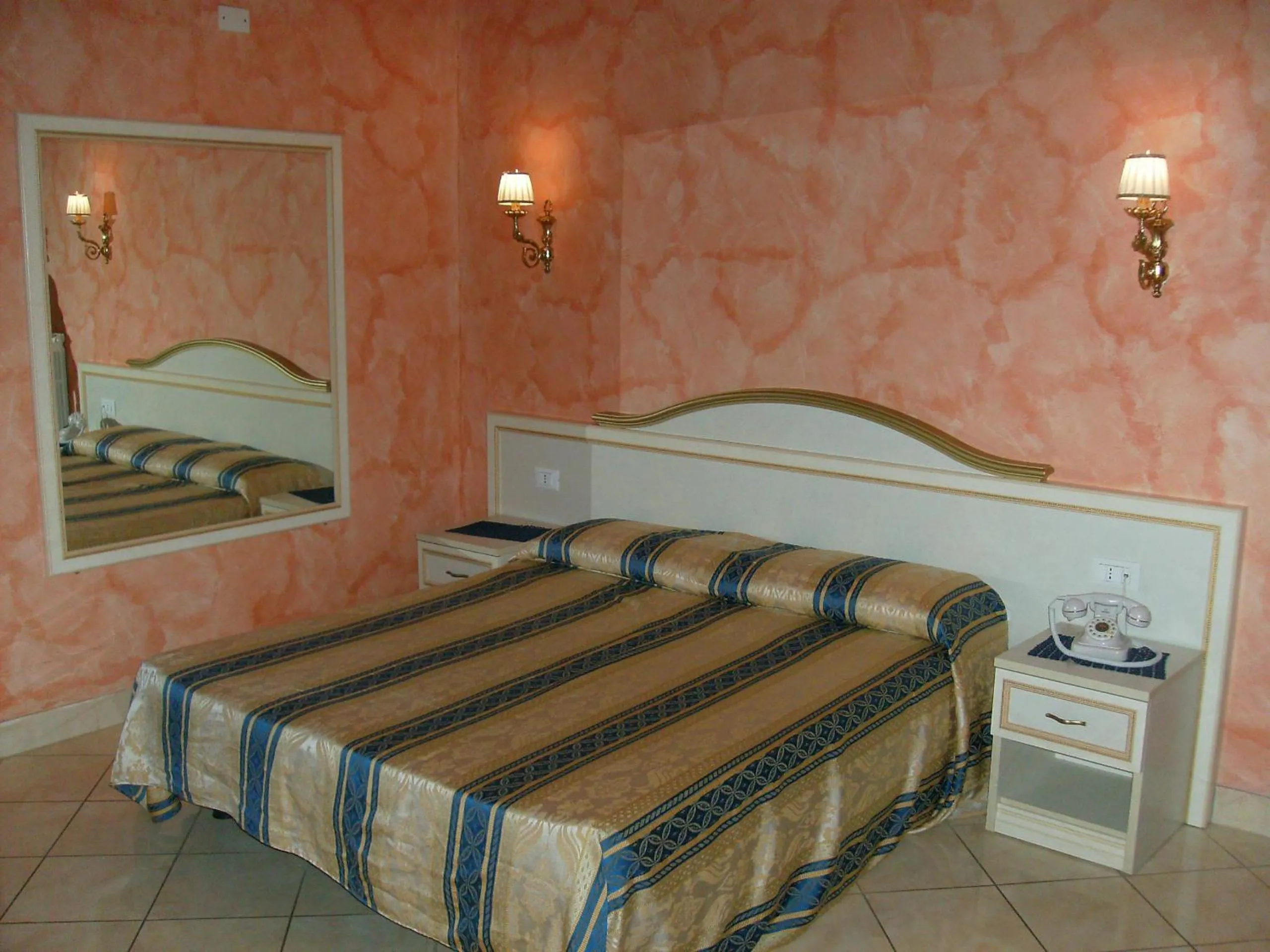 Standard Triple Room in La Corte Dei Principi - Residenza D'Epoca