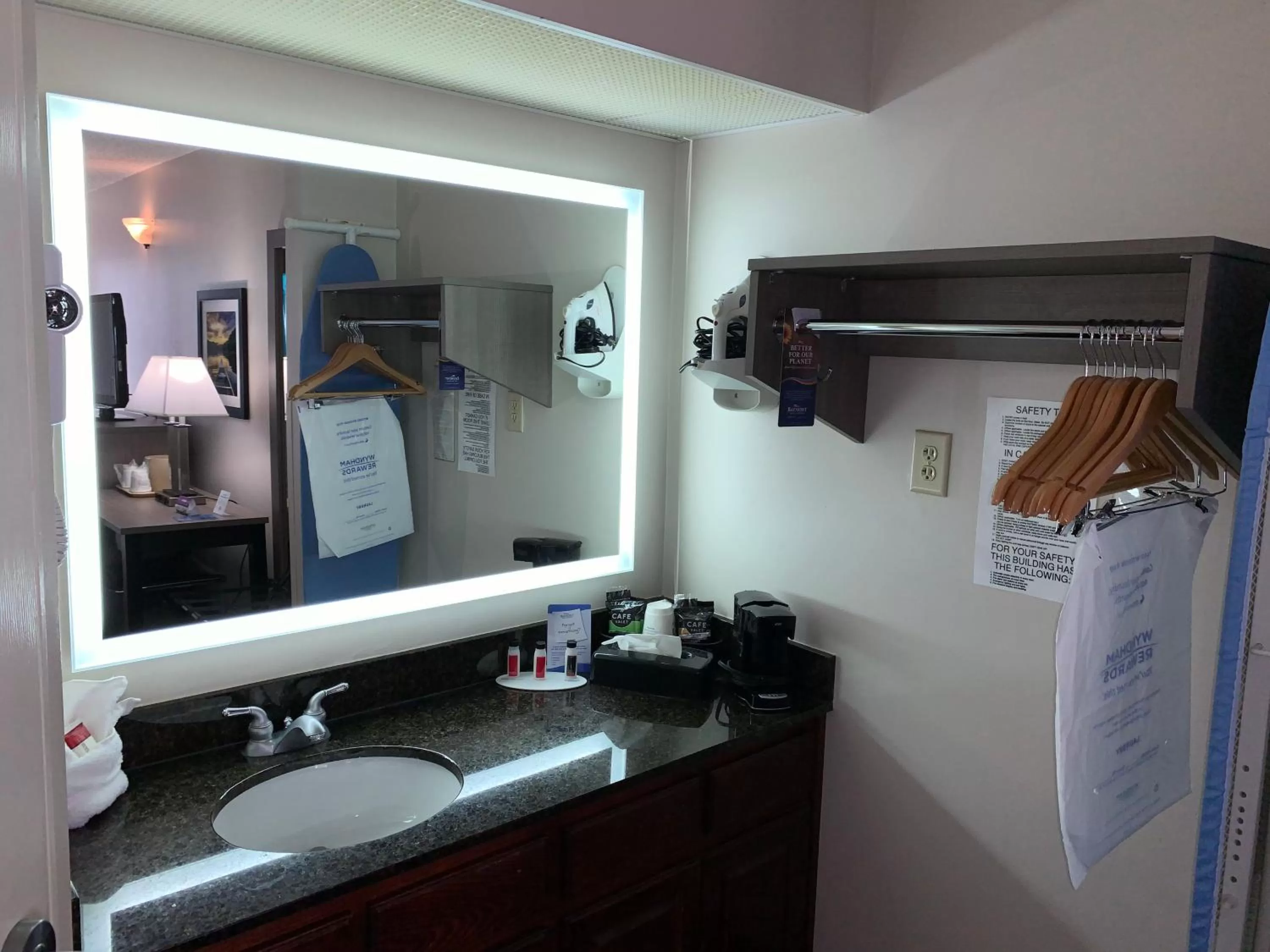 Deluxe Double Room with Two Double Beds - Non-Smoking in Baymont by Wyndham Eden