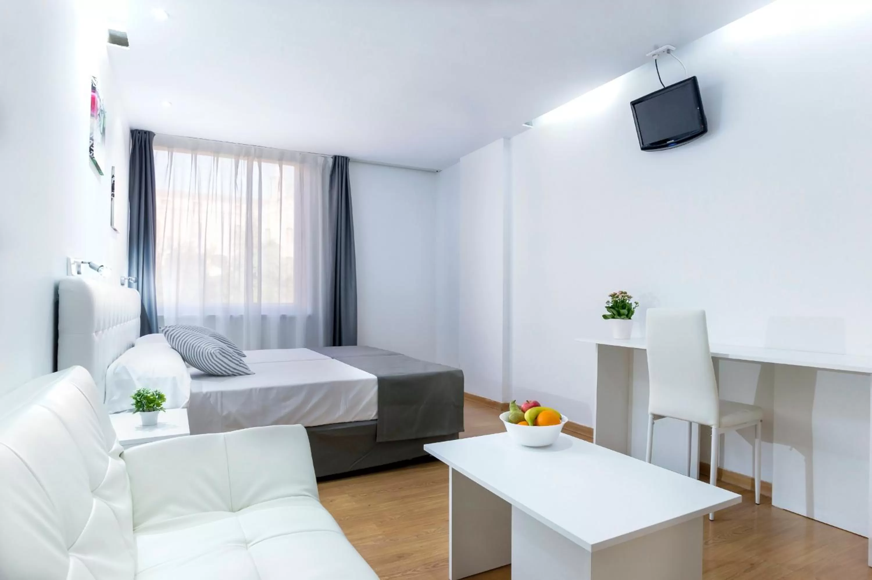 Superior Double Room in Boutique Urban Madrid Génova