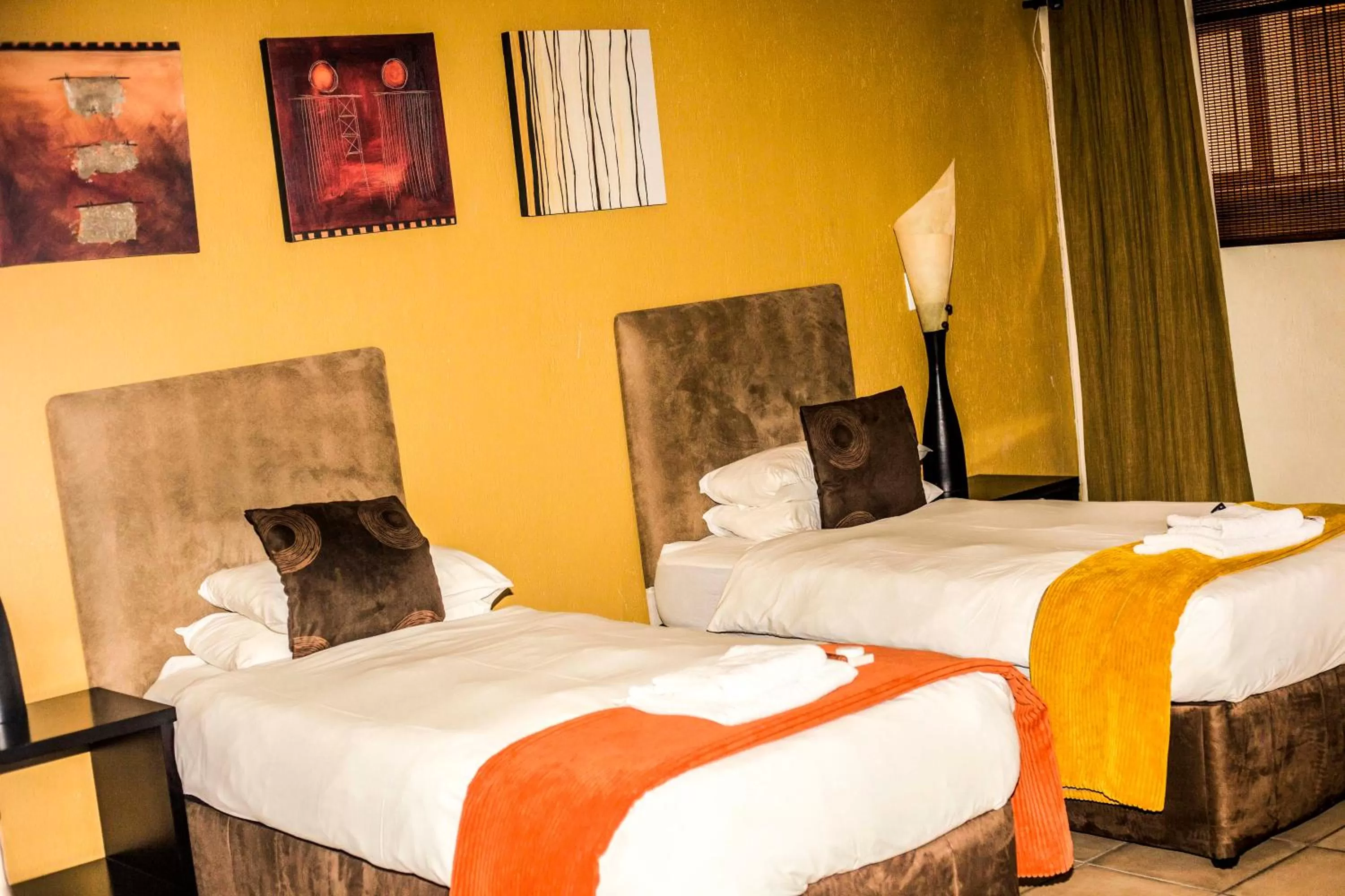 Twin Room in Coyotes Hotel & Conference Centre