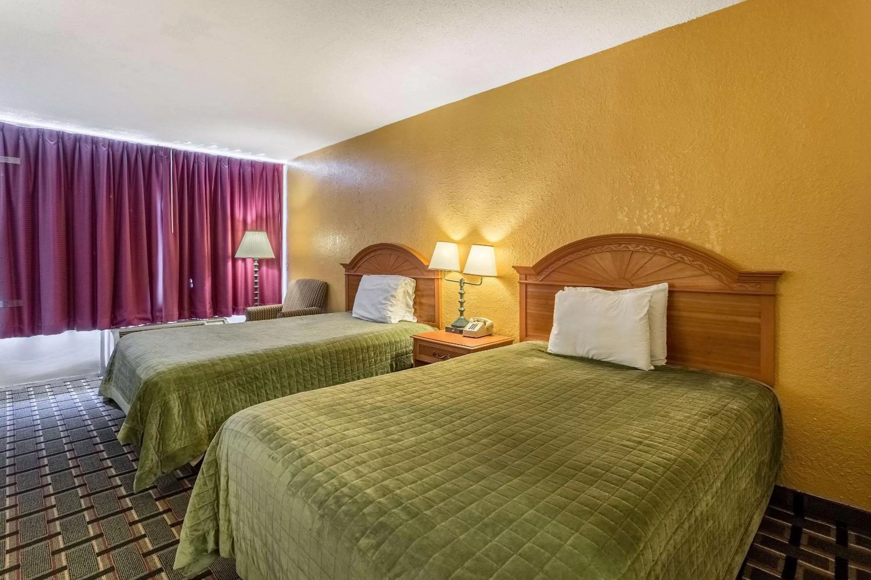 Double Room with Two Double Beds - Non-Smoking in Rodeway Inn Denmark-Jackson