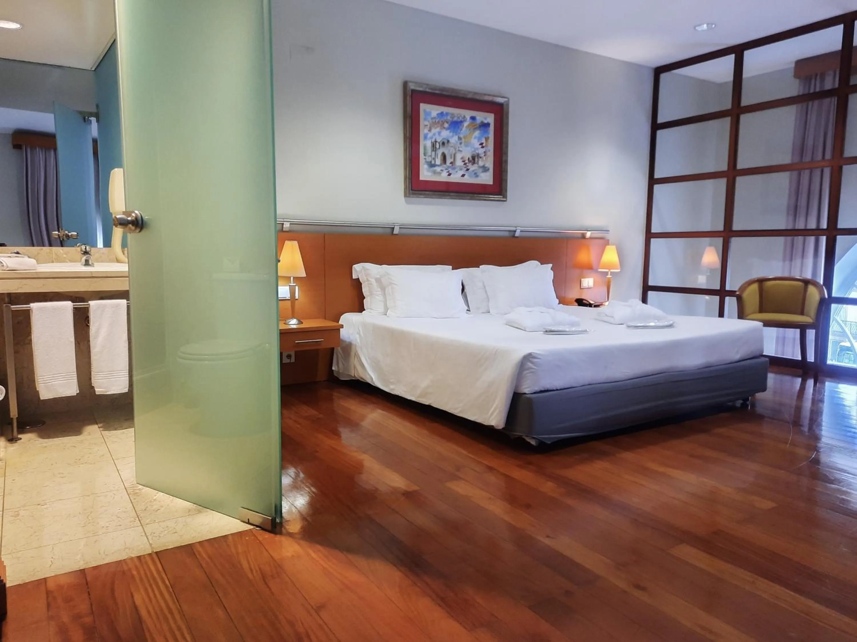 Deluxe Suite in Azoris Angra Garden – Plaza Hotel