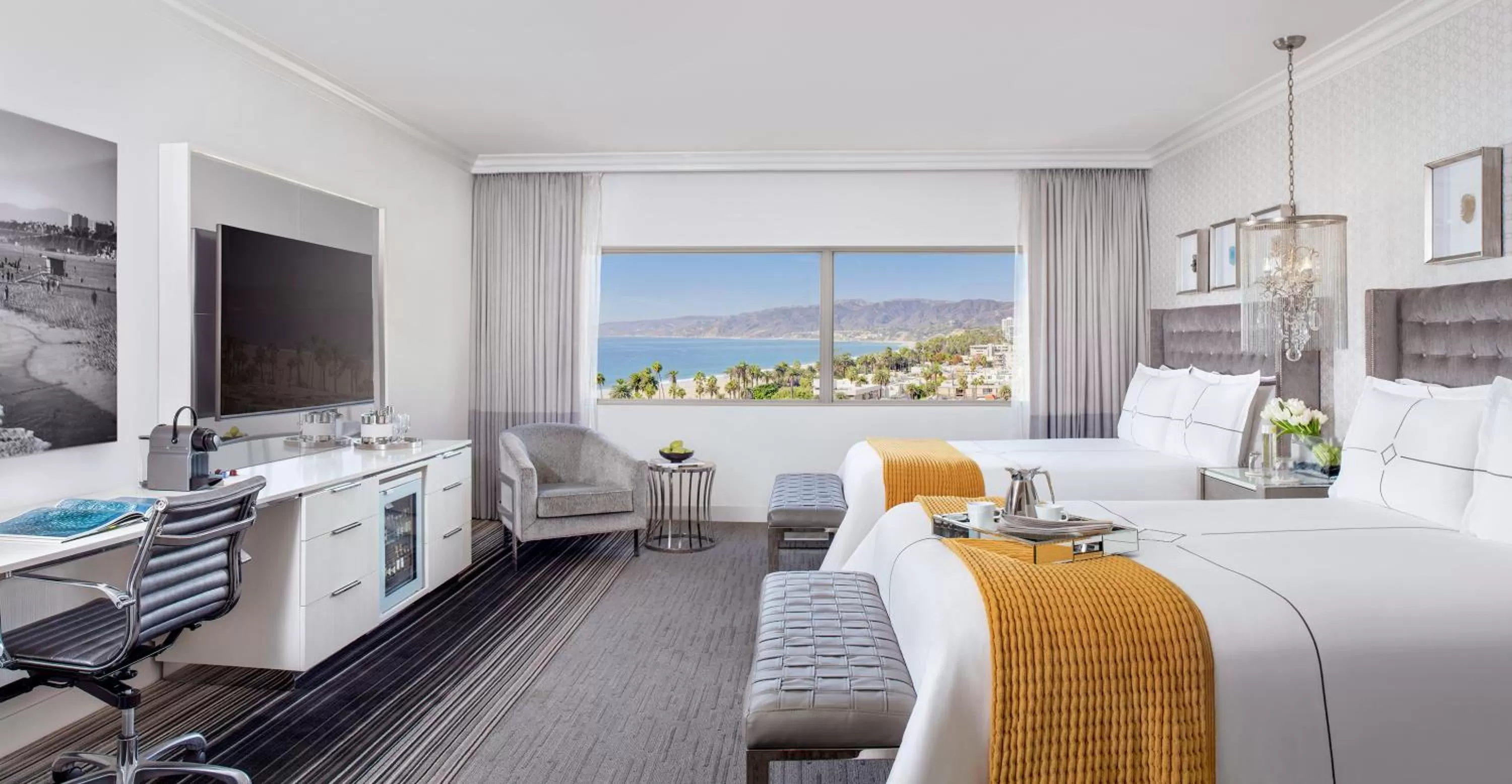 Premier Room with Two Queen Beds with Ocean View in Huntley Santa Monica Beach