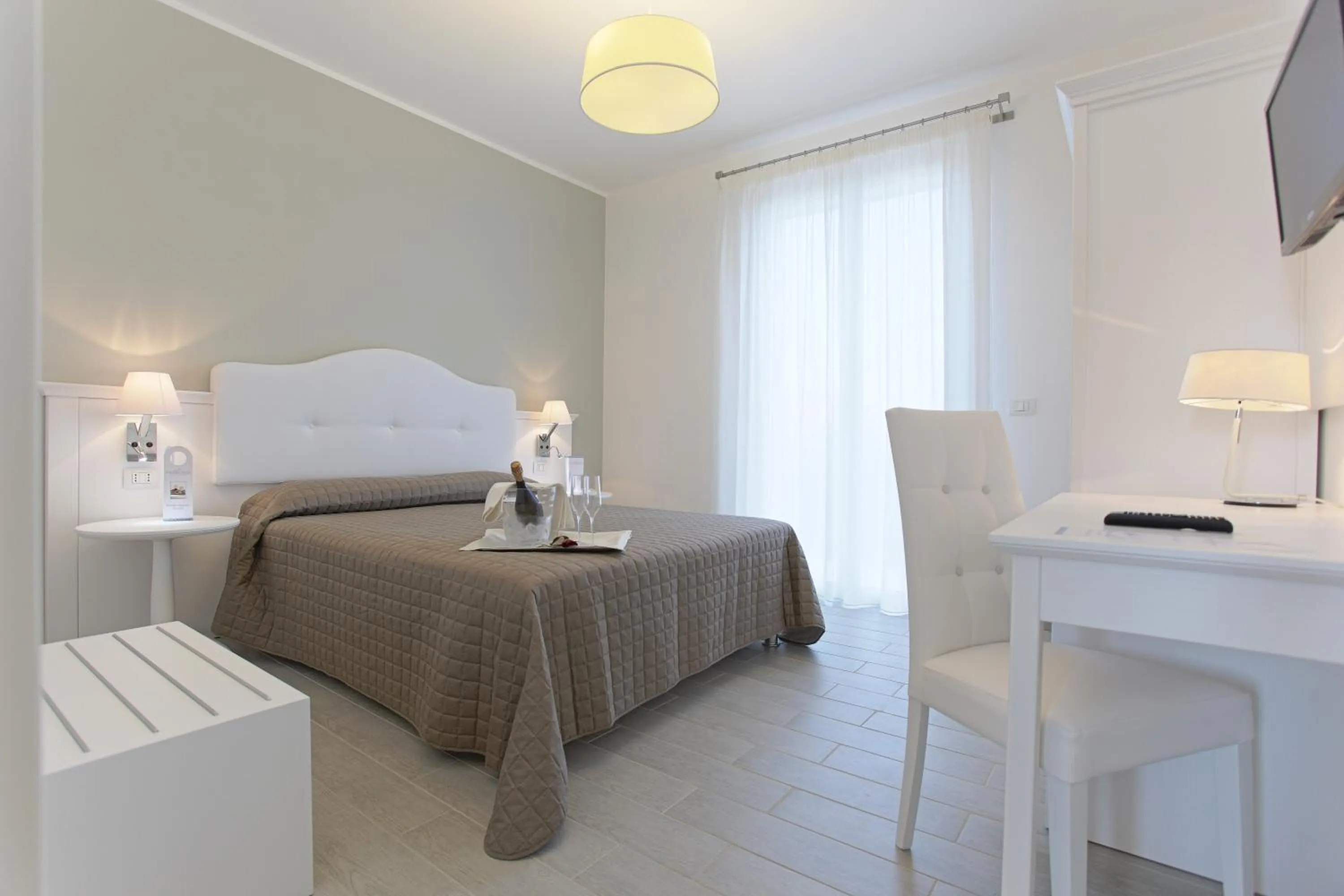 Junior Suite in Scala Dei Turchi Resort