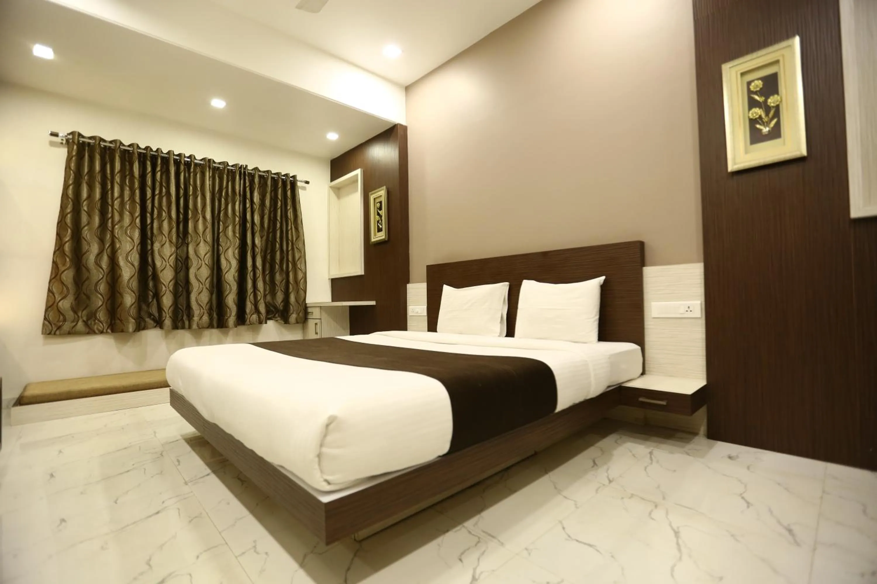 Standard Suite in Hotel Madhuri Executive