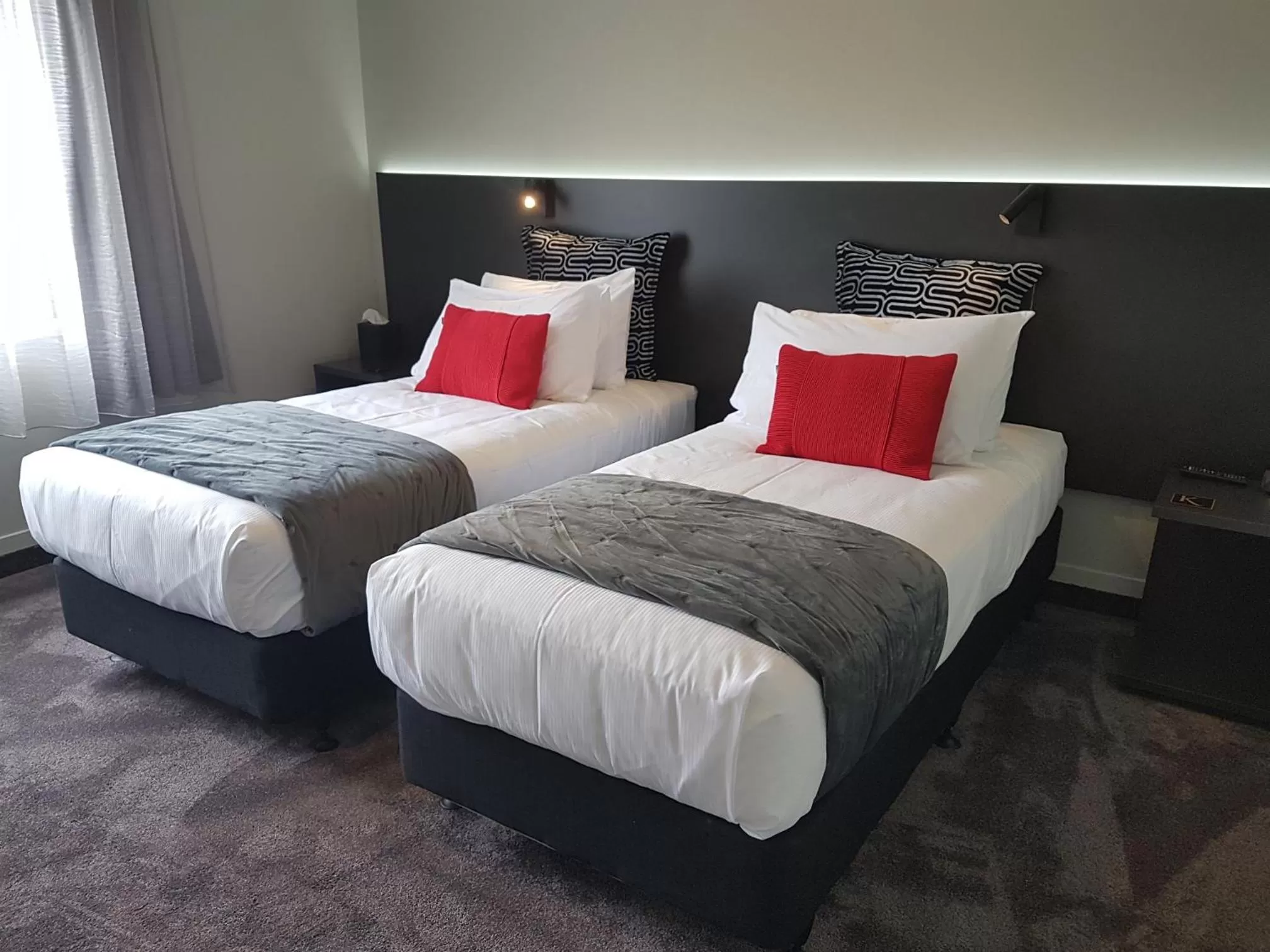 One-Bedroom Apartment in Kings On Peace