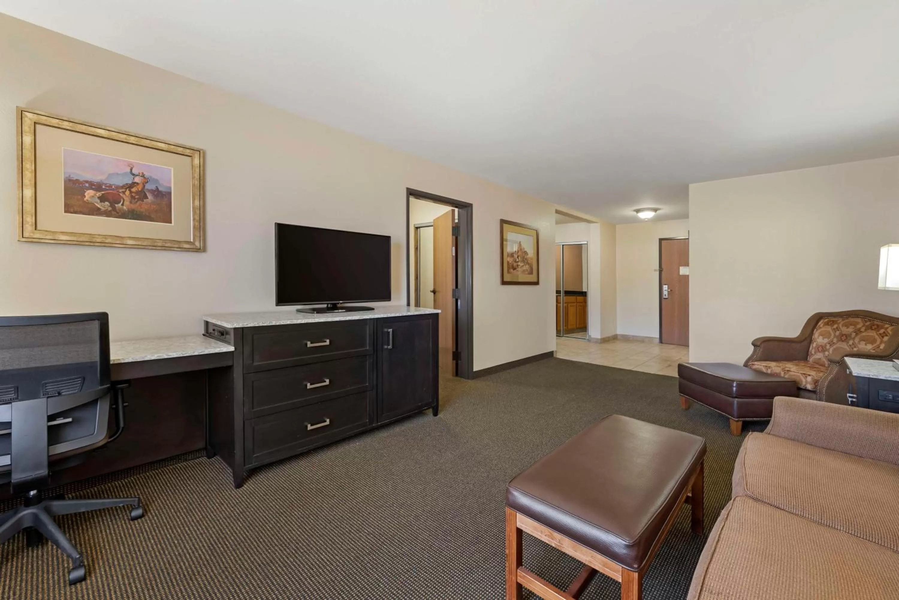 Executive King Suite in Best Western Plus Country Inn & Suites