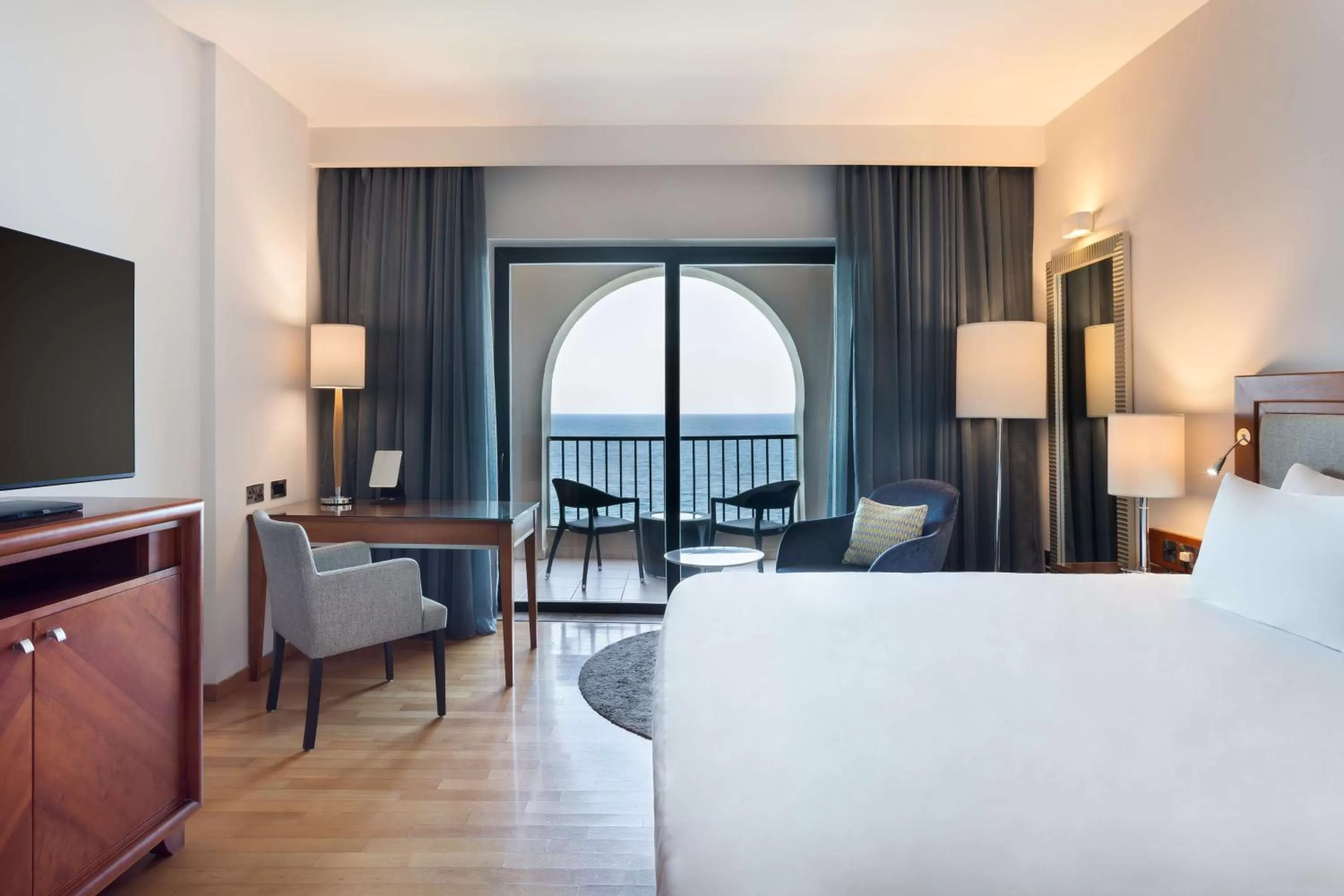 Premium Room with Balcony and Sea View in Radisson Blu Resort, Malta St. Julian's
