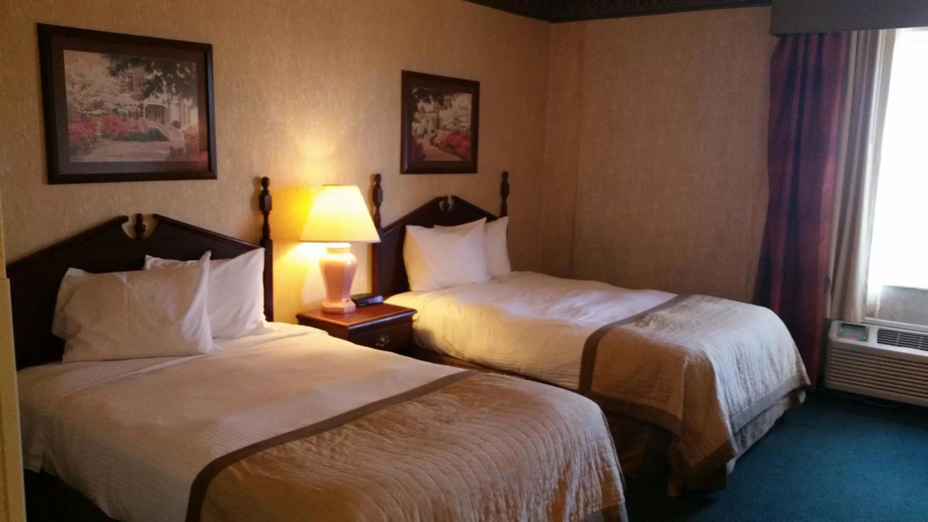 Double Room with Two Double Beds - Non-Smoking in Baymont by Wyndham Jonesboro