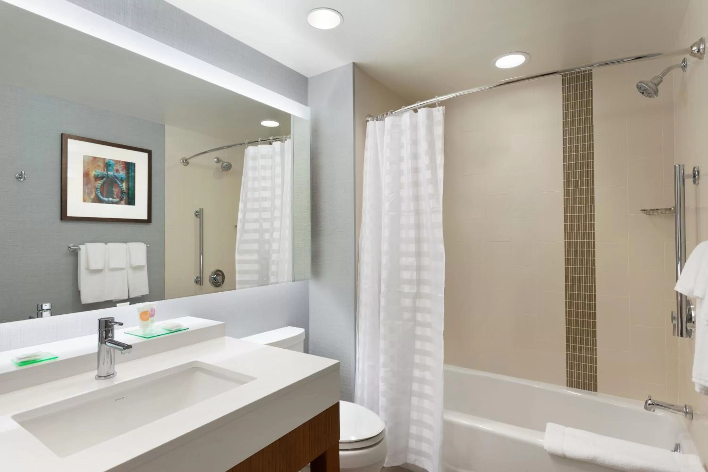 Queen Room with Two Queen Beds and Sofa Bed - High Floor in Hyatt Place Buffalo / Amherst, NY