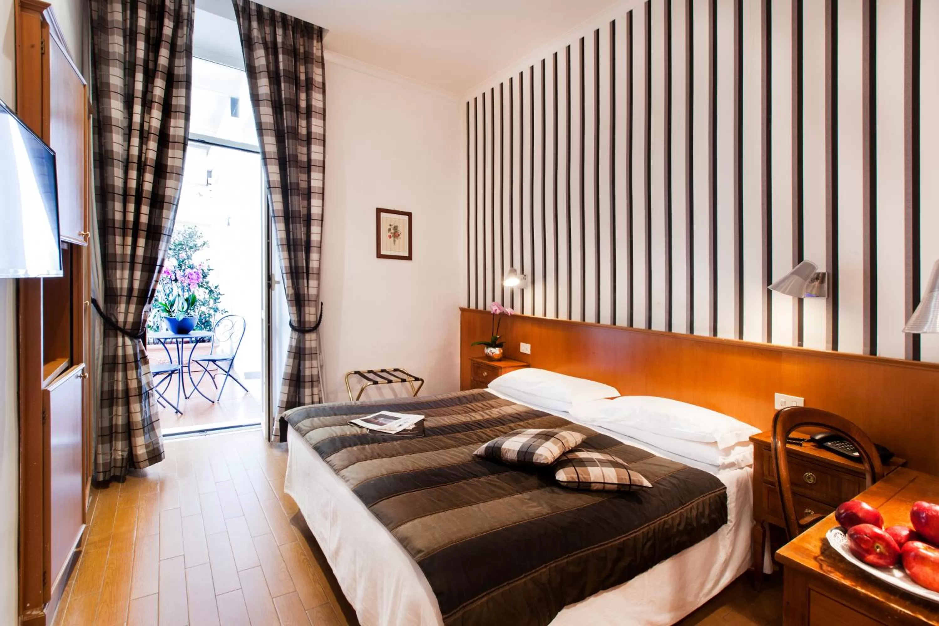 Double or Twin Room in Hotel De Petris