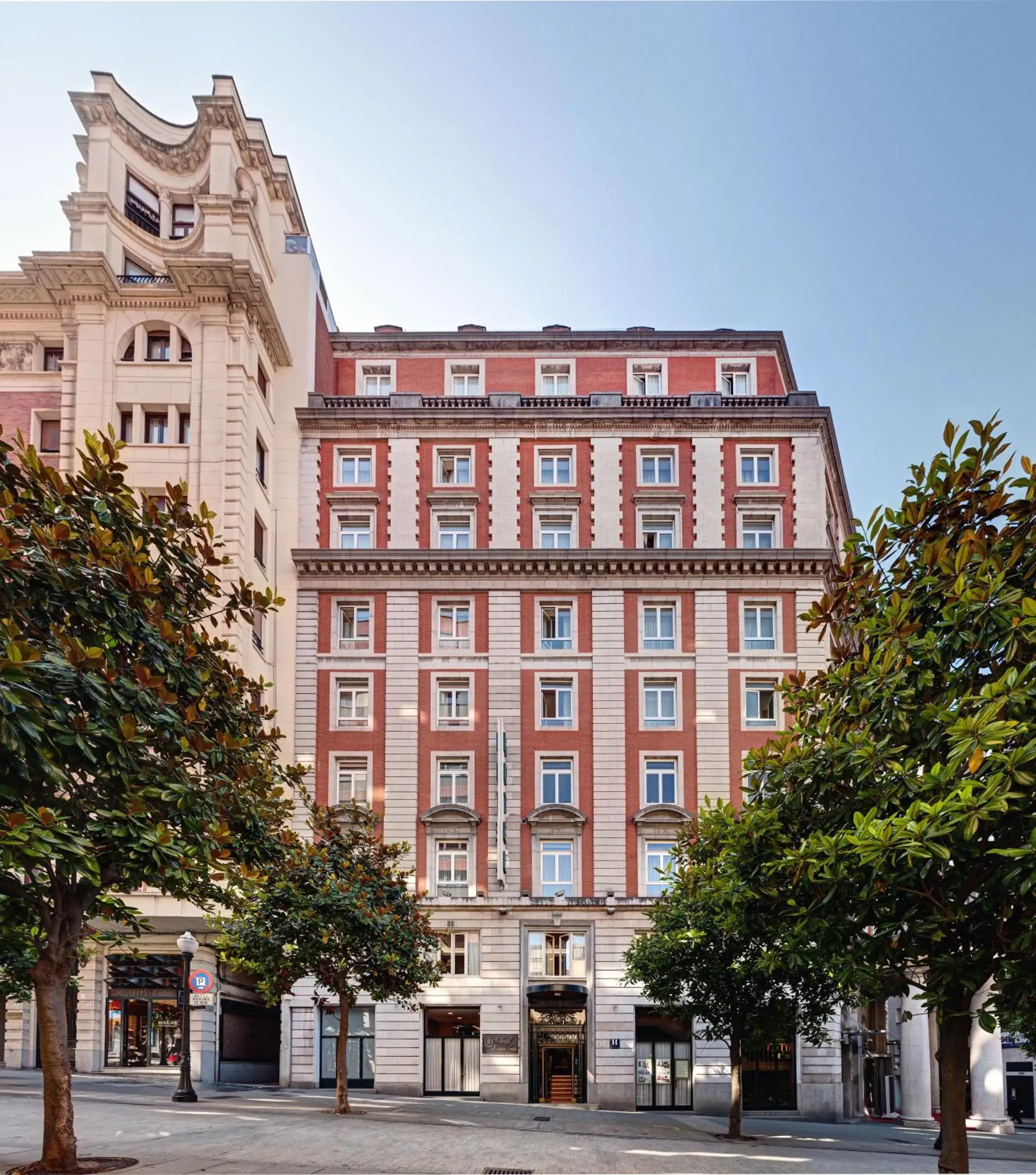Hotel Hernán Cortés Hotel Hernán Cortés