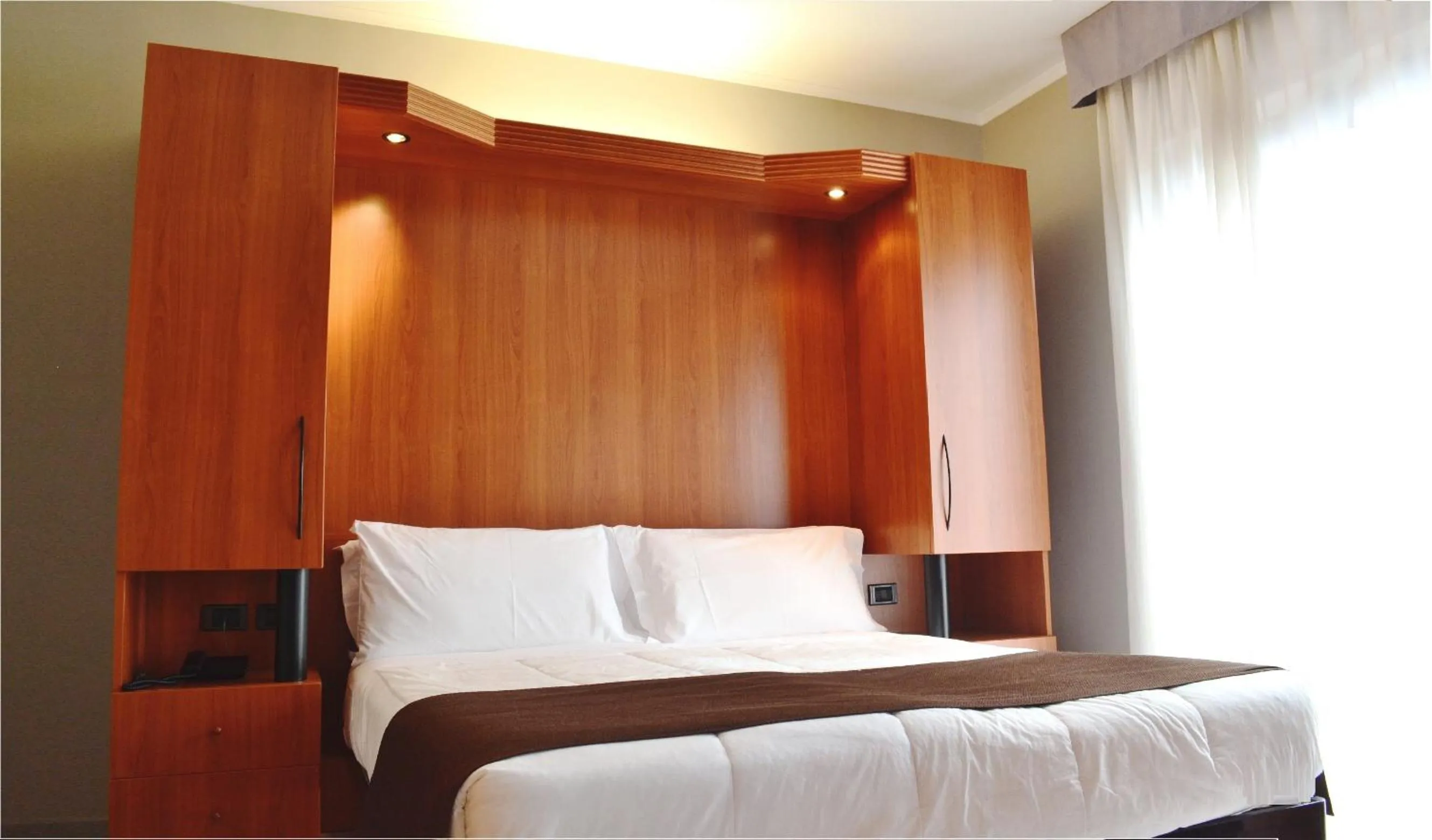 Economy Double or Twin Room - single occupancy in Hotel Colonne