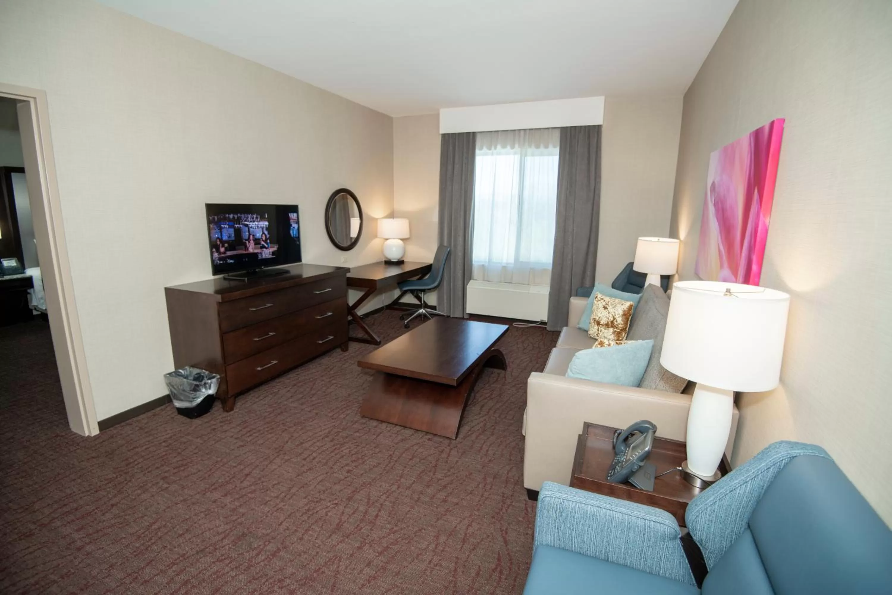 One-Bedroom King Suite in Win-River Resort and Casino