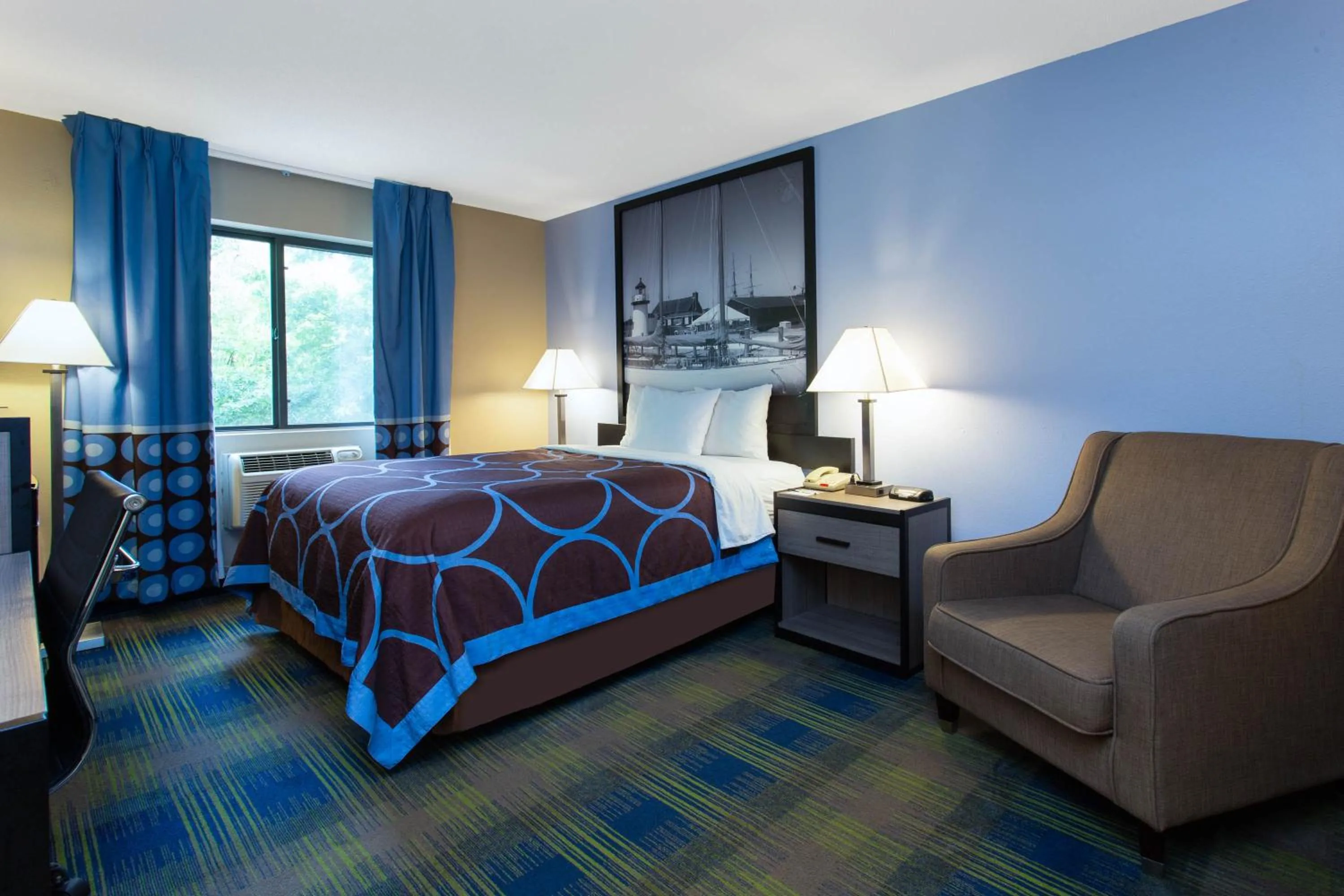 Queen Room - Non-Smoking in Super 8 by Wyndham Cromwell/Middletown