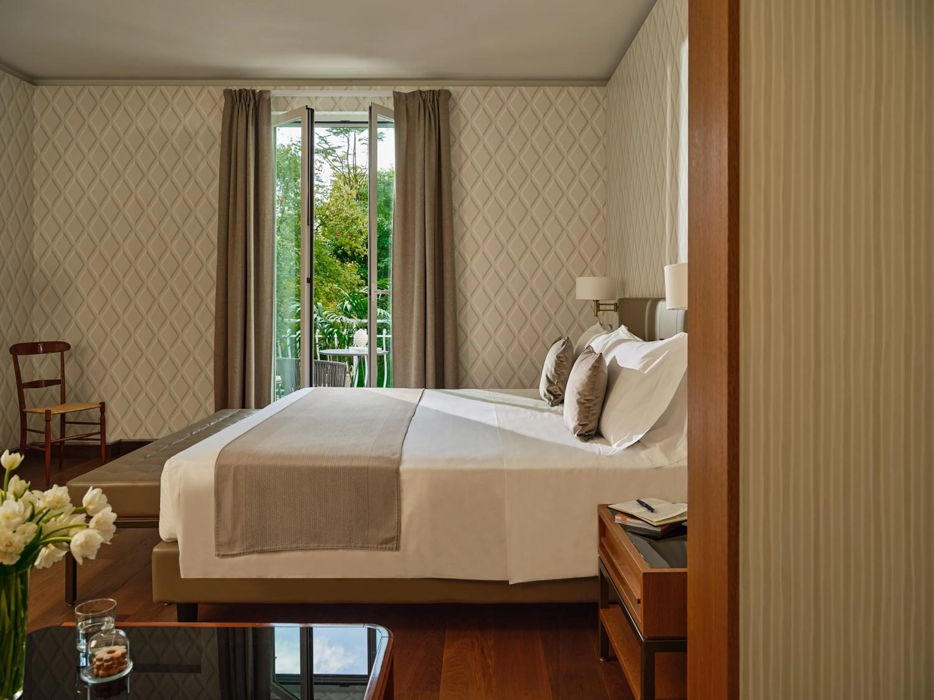 Junior Suite with Park View in Grand Hotel Miramare