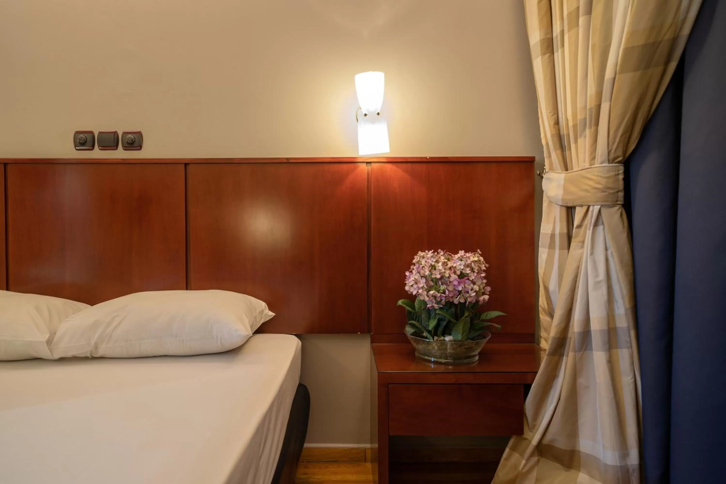 Bed in Pines Hotel