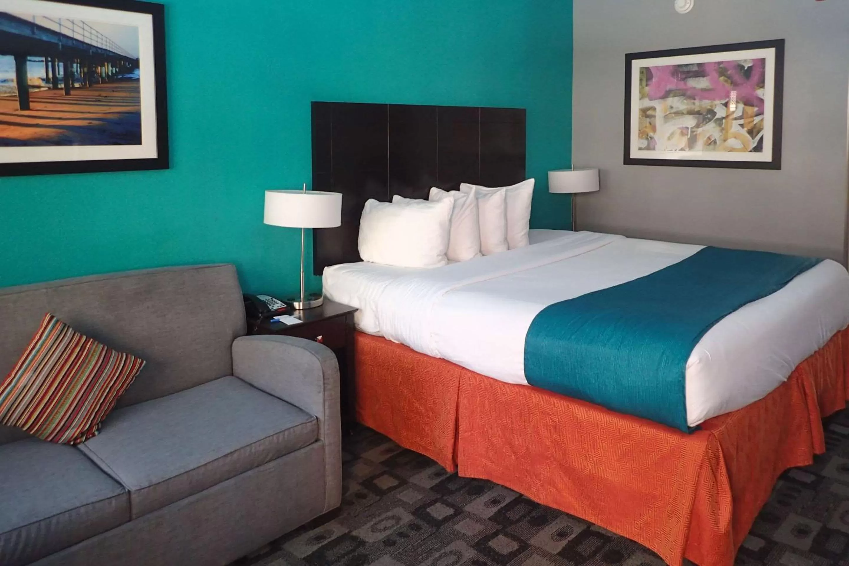 King Room - Smoking  in Clarion Inn Atlantic City - Beach and Boardwalk