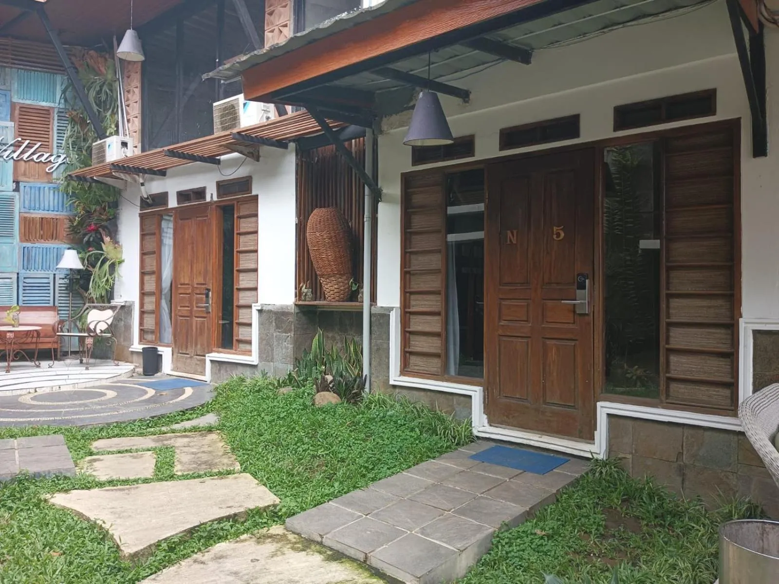 Executive Triple Room in The Village Resort Bogor Powered by Archipelago