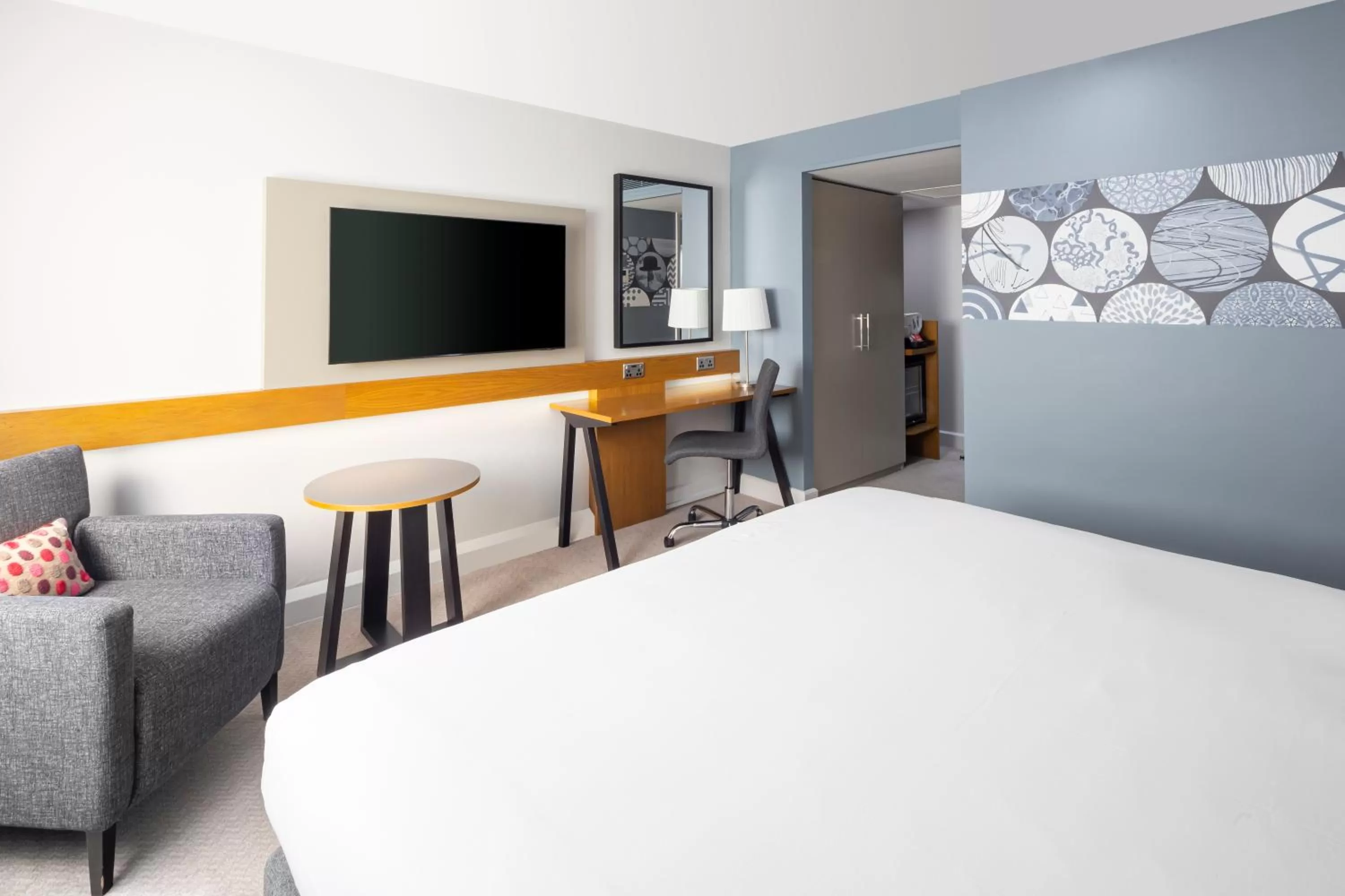 Premium Super King Room in Crowne Plaza Harrogate by IHG