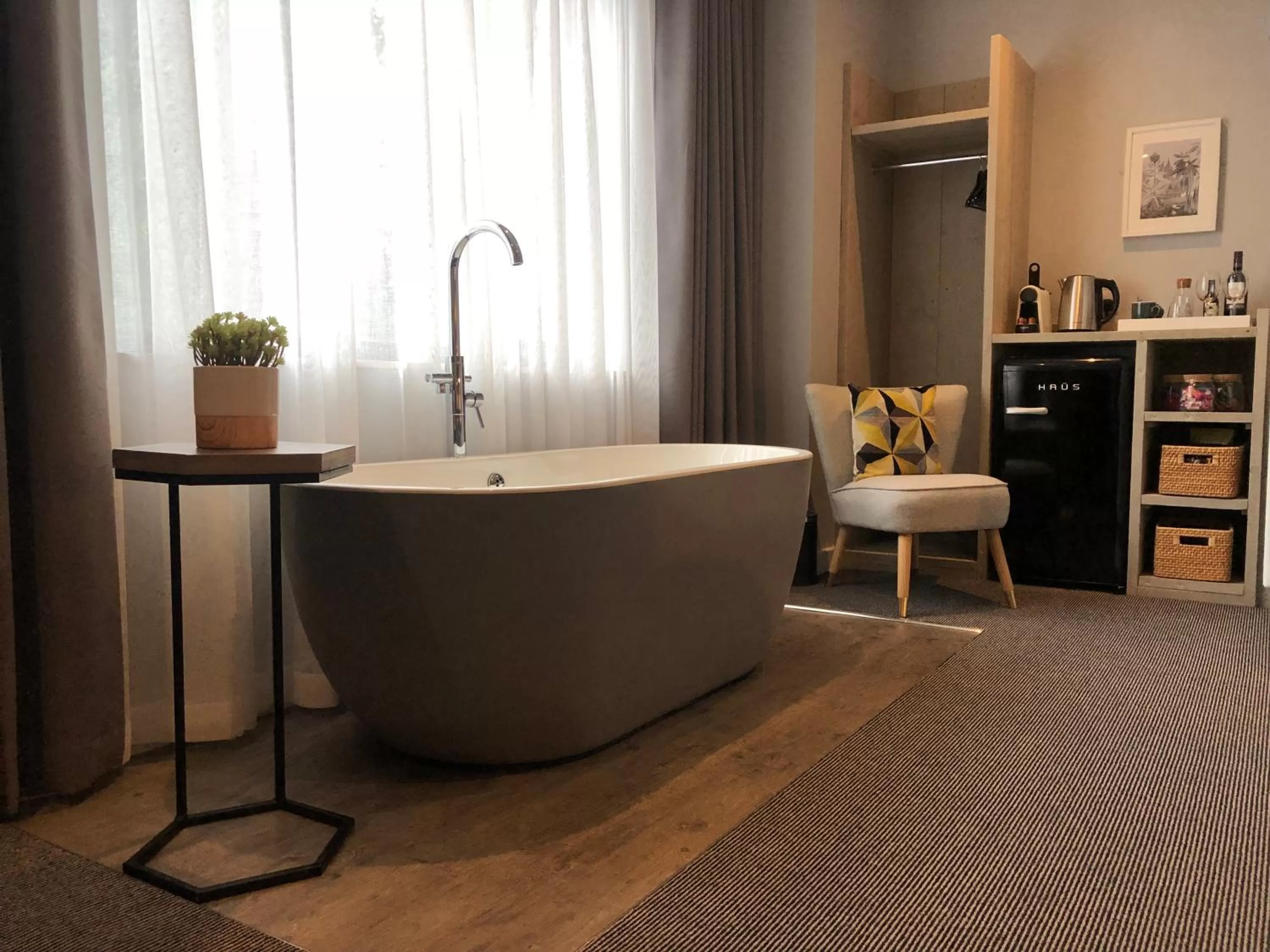 Junior Bay Suite in Jorvik House