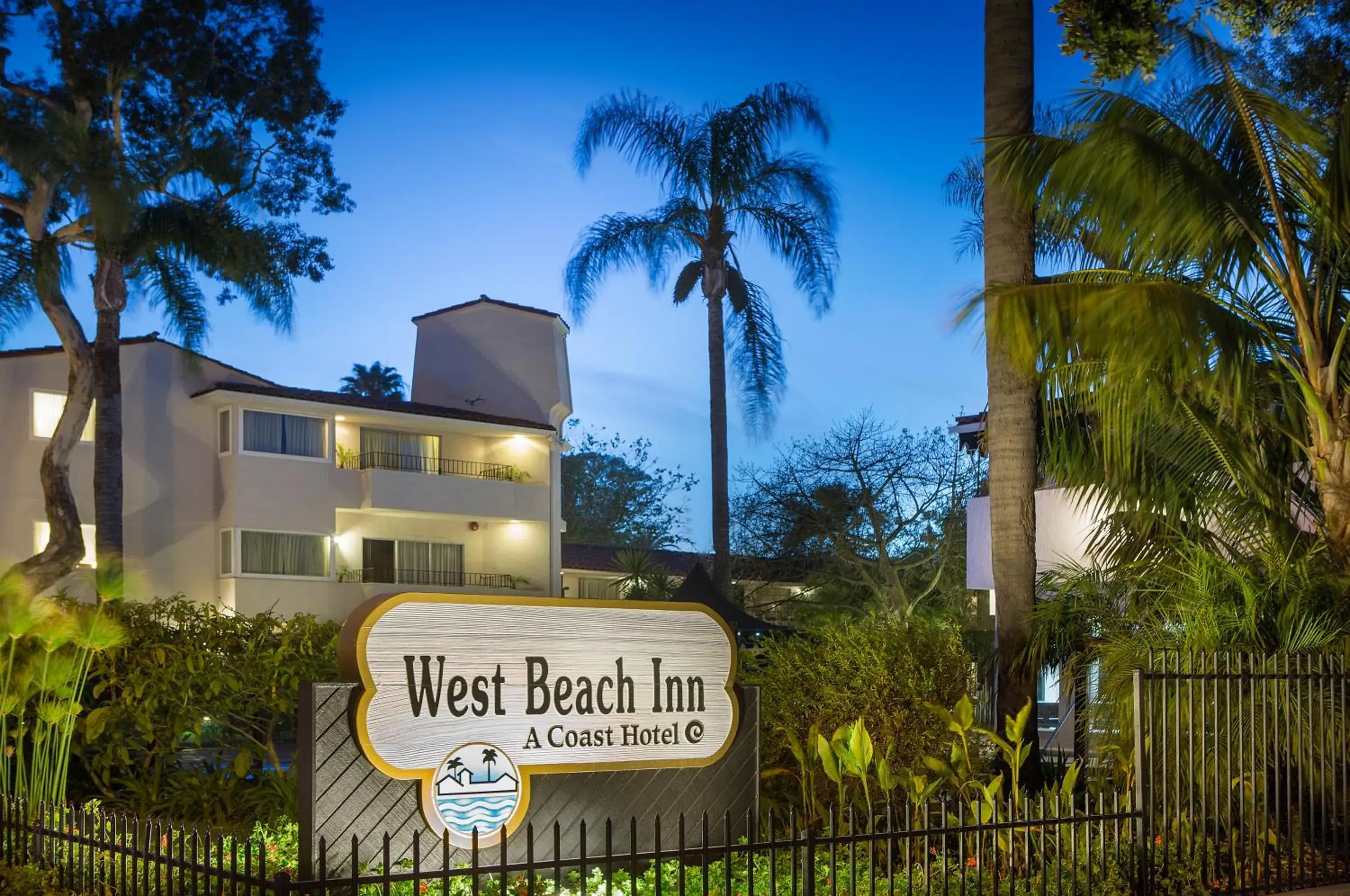 West Beach Inn, a Coast Hotel West Beach Inn, a Coast Hotel