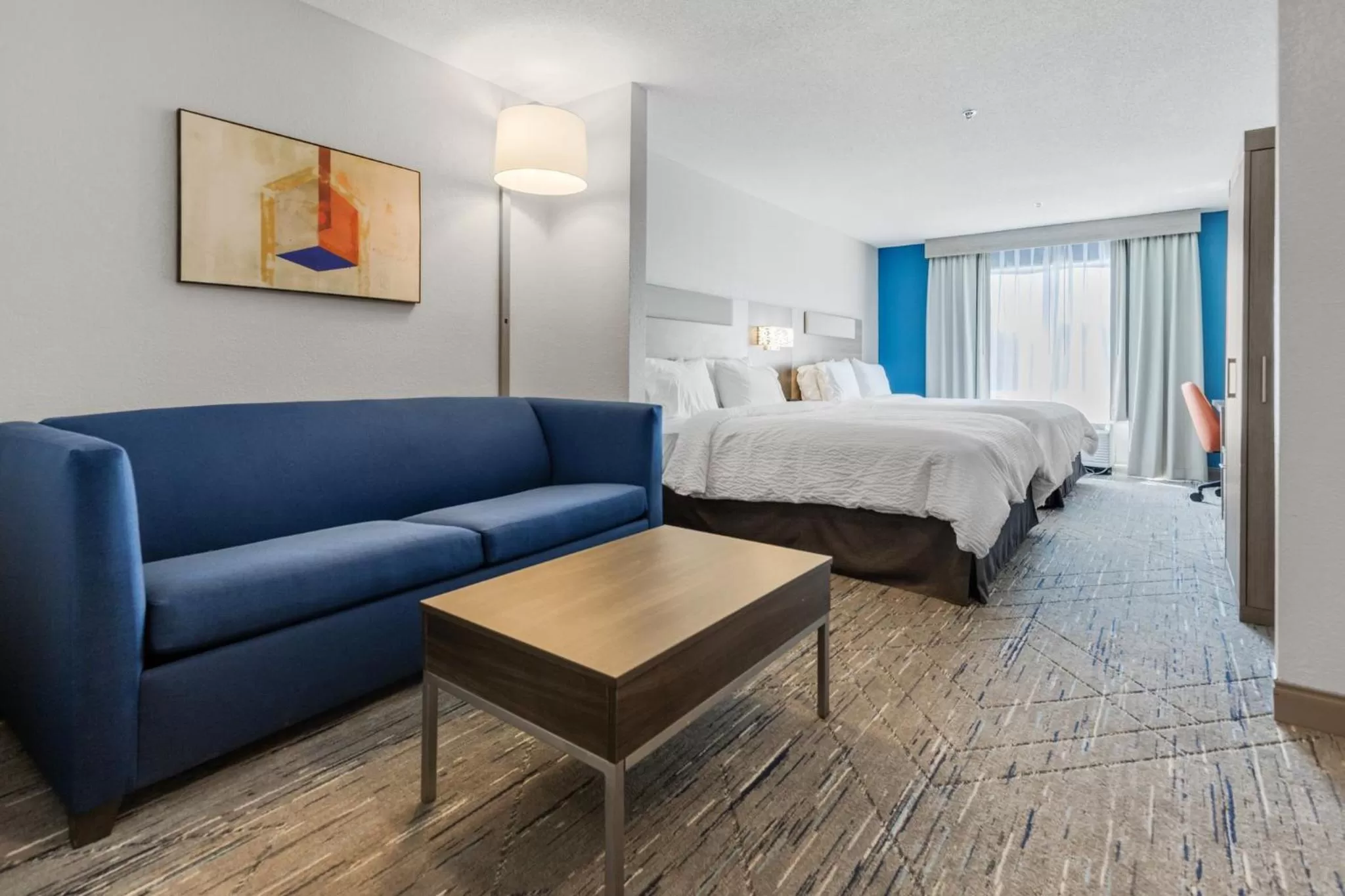 Queen Suite with Two Queen Beds in Holiday Inn Express Hotel & Suites Starkville, an IHG Hotel