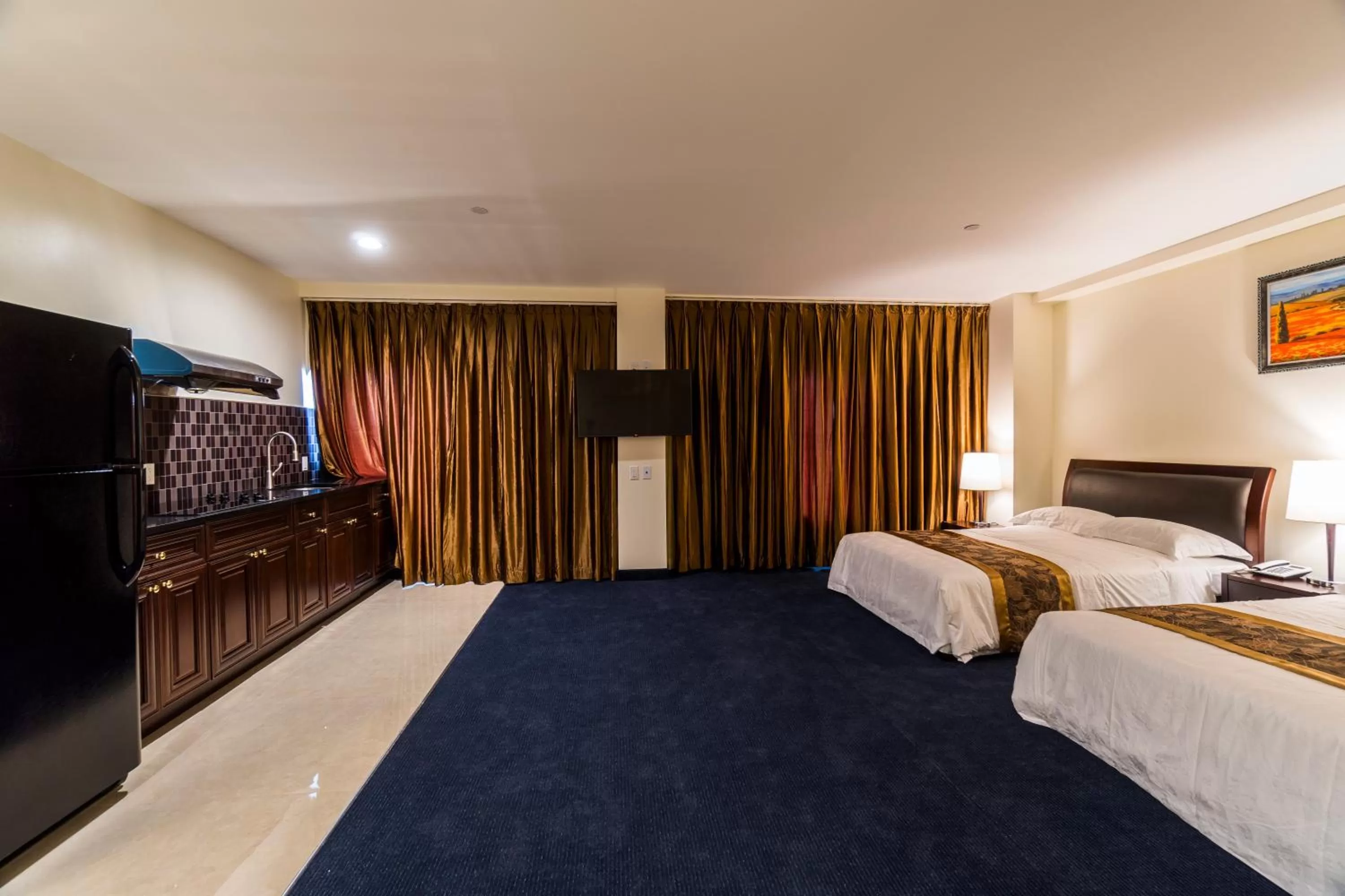 Deluxe Queen Studio - Non-Smoking in John Hotel